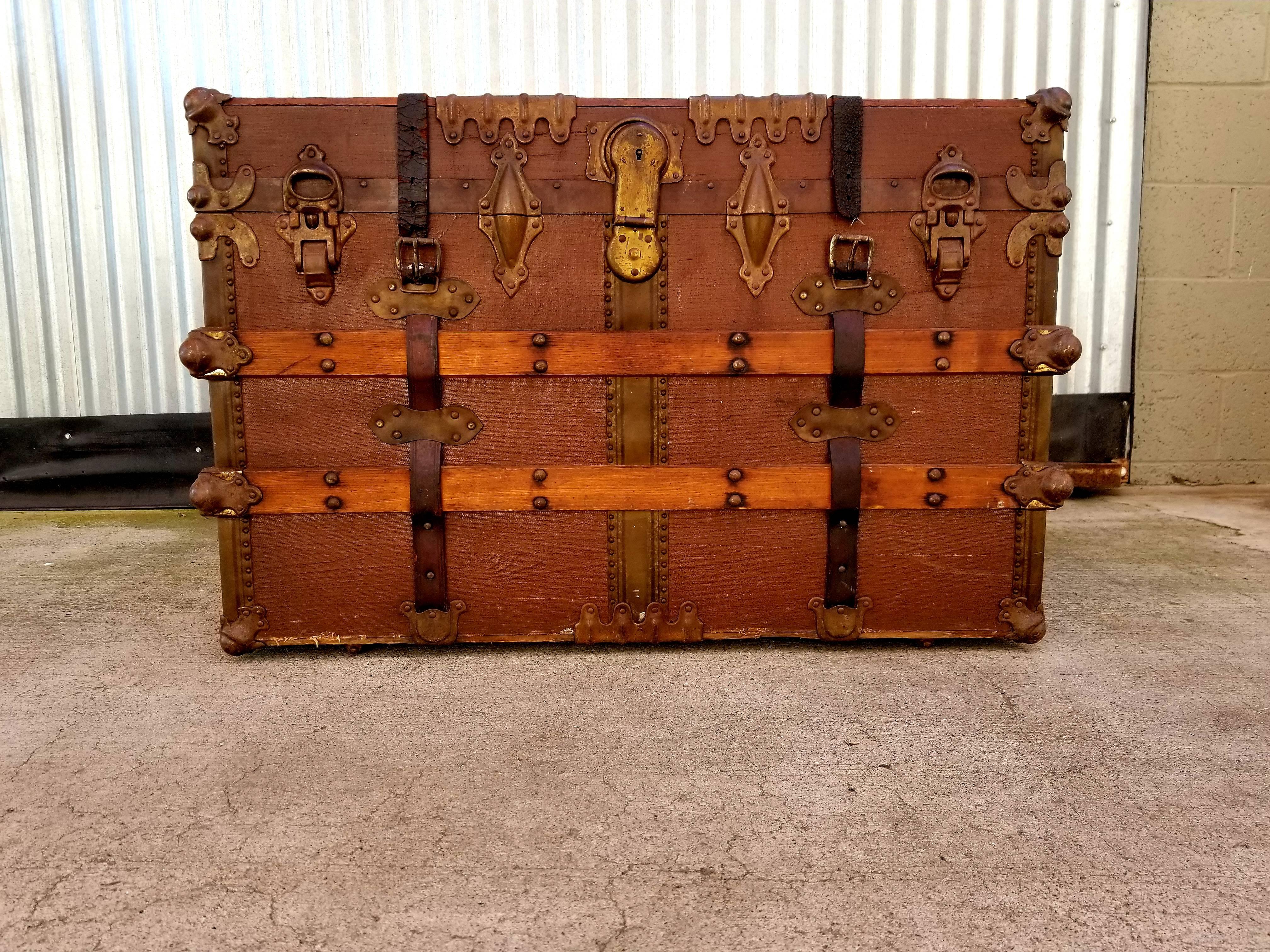 Early 20th Century Steamer Trunk Canvas Clad 4