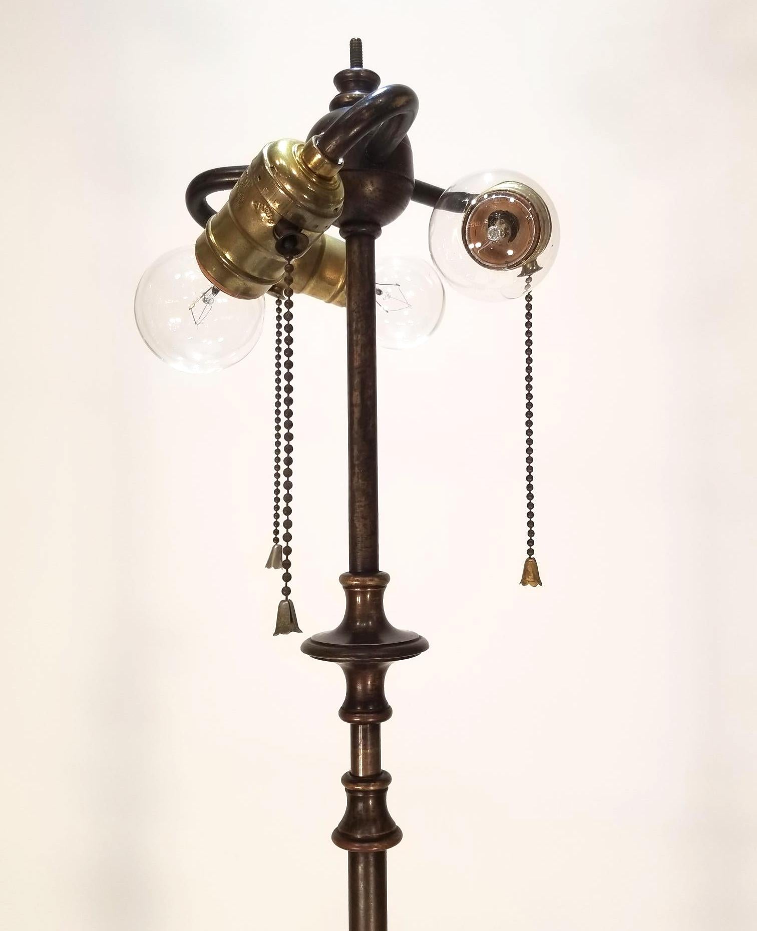 Early 20th Century Sterling Bronze Company Adjustable Floor Lamp In Good Condition For Sale In Charleston, SC