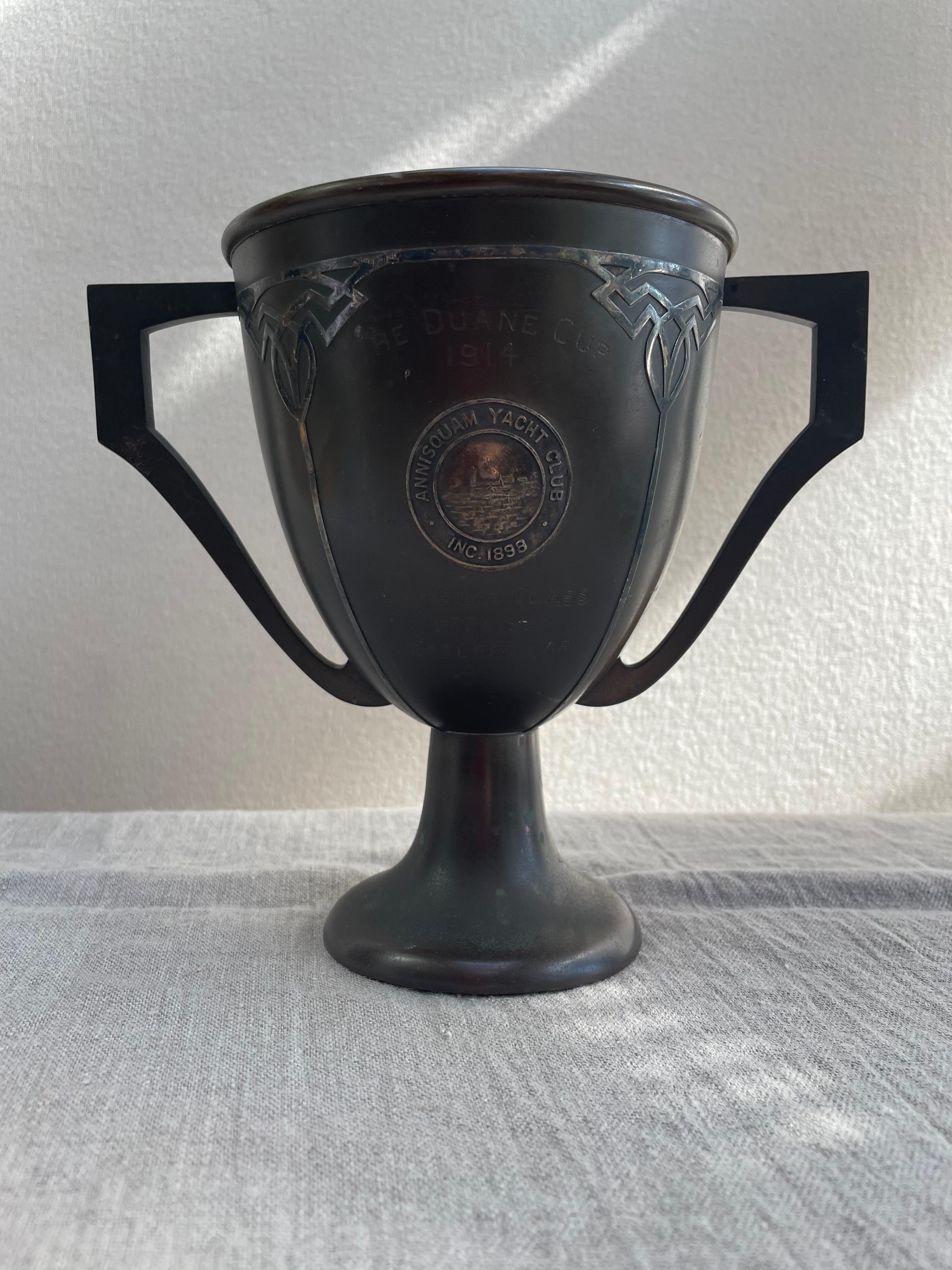 Art nouveau Trophée de yacht en bronze et argent du début du 20e siècle - The Duane Cup, 1914 en vente