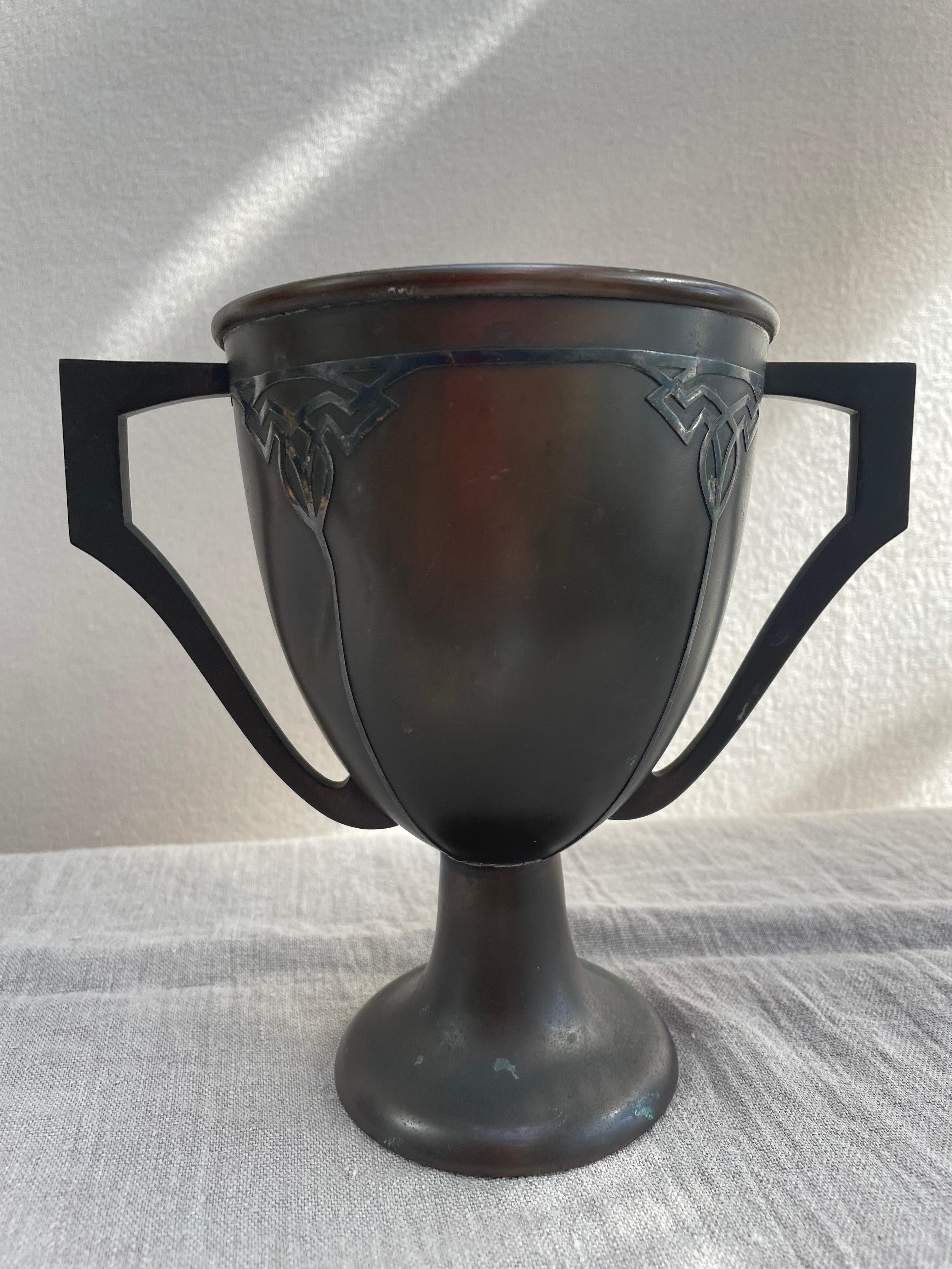 20ième siècle Trophée de yacht en bronze et argent du début du 20e siècle - The Duane Cup, 1914 en vente