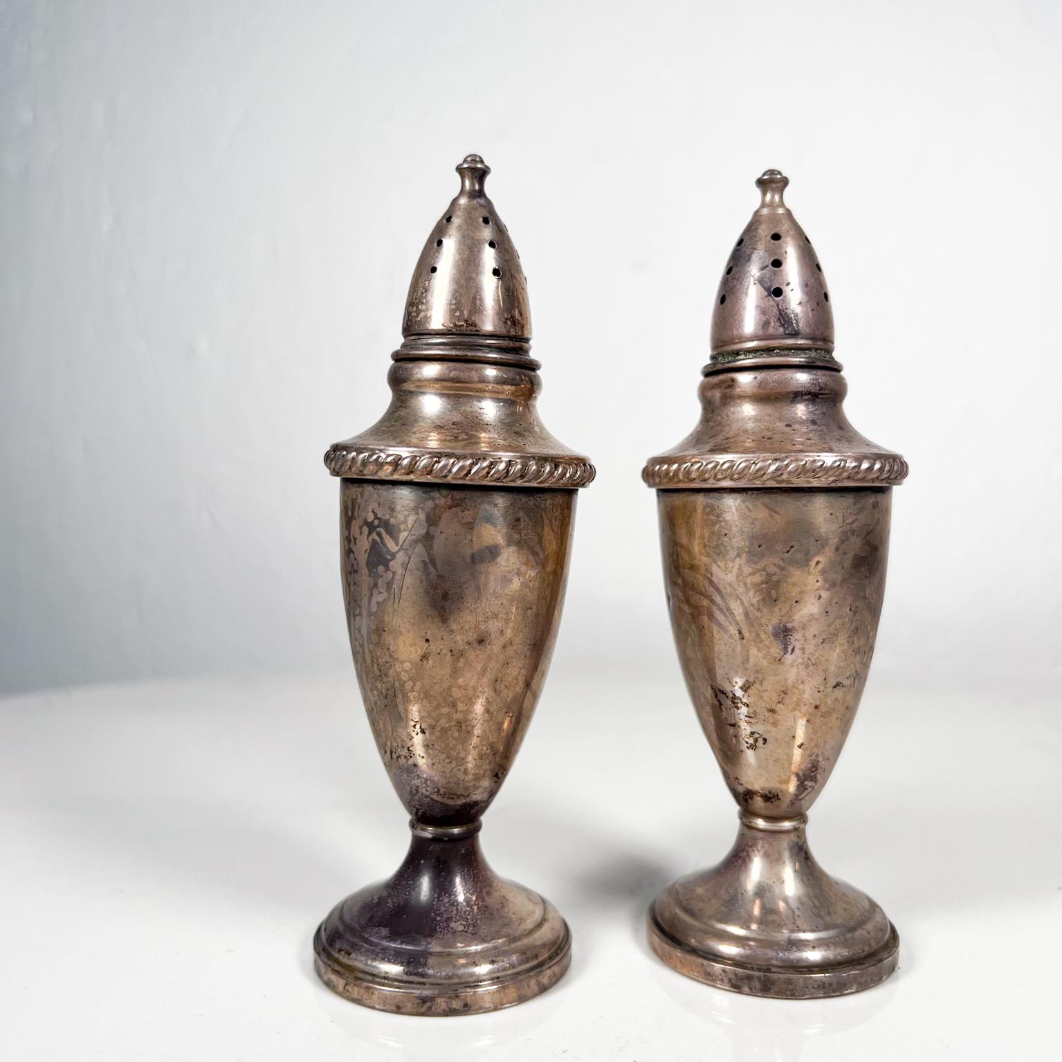 Unknown Early 20th Century Sterling Salt & Pepper Shaker Set For Sale
