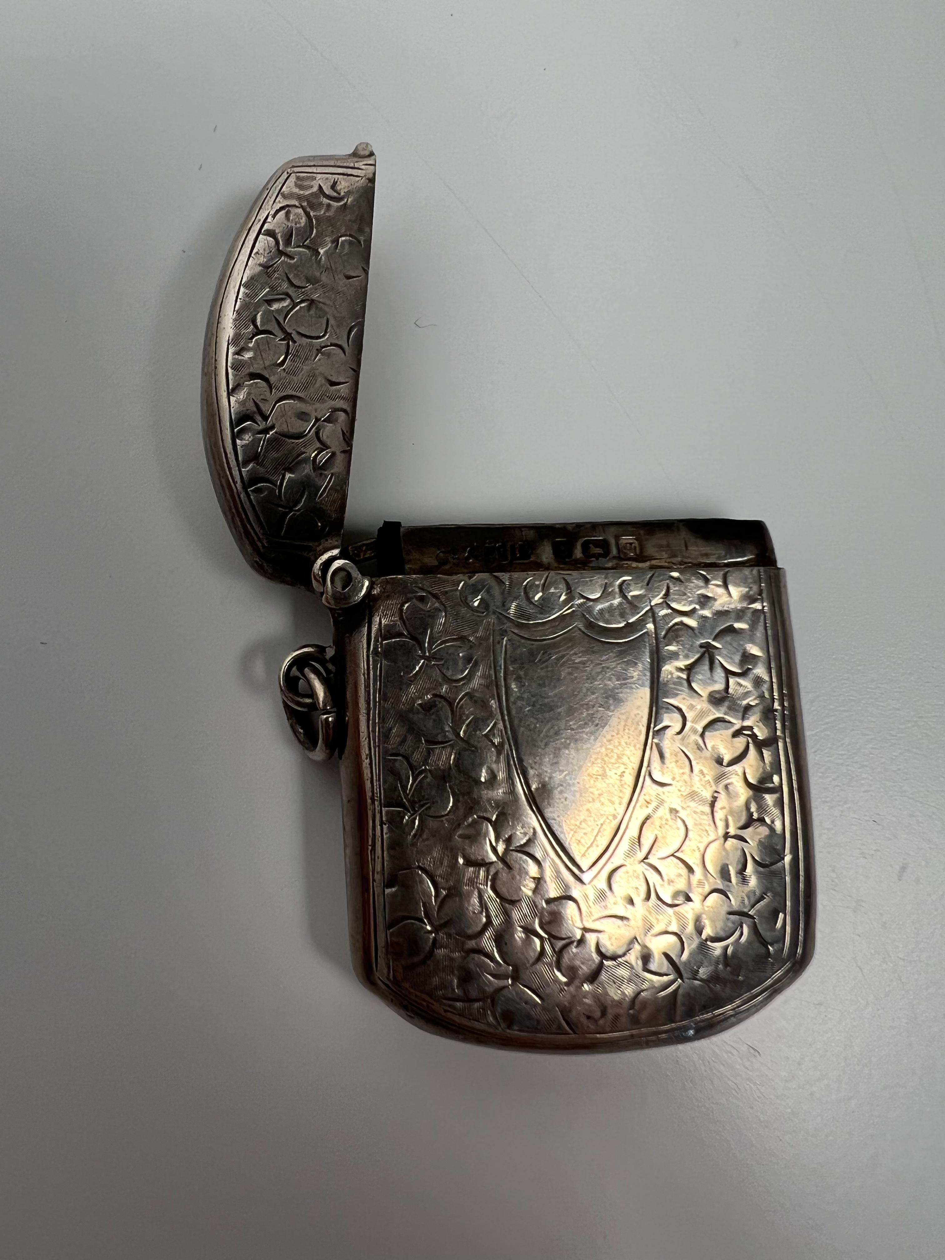 English Early 20th Century Sterling Silver Birmingham England Match Safe Repousse Sides For Sale