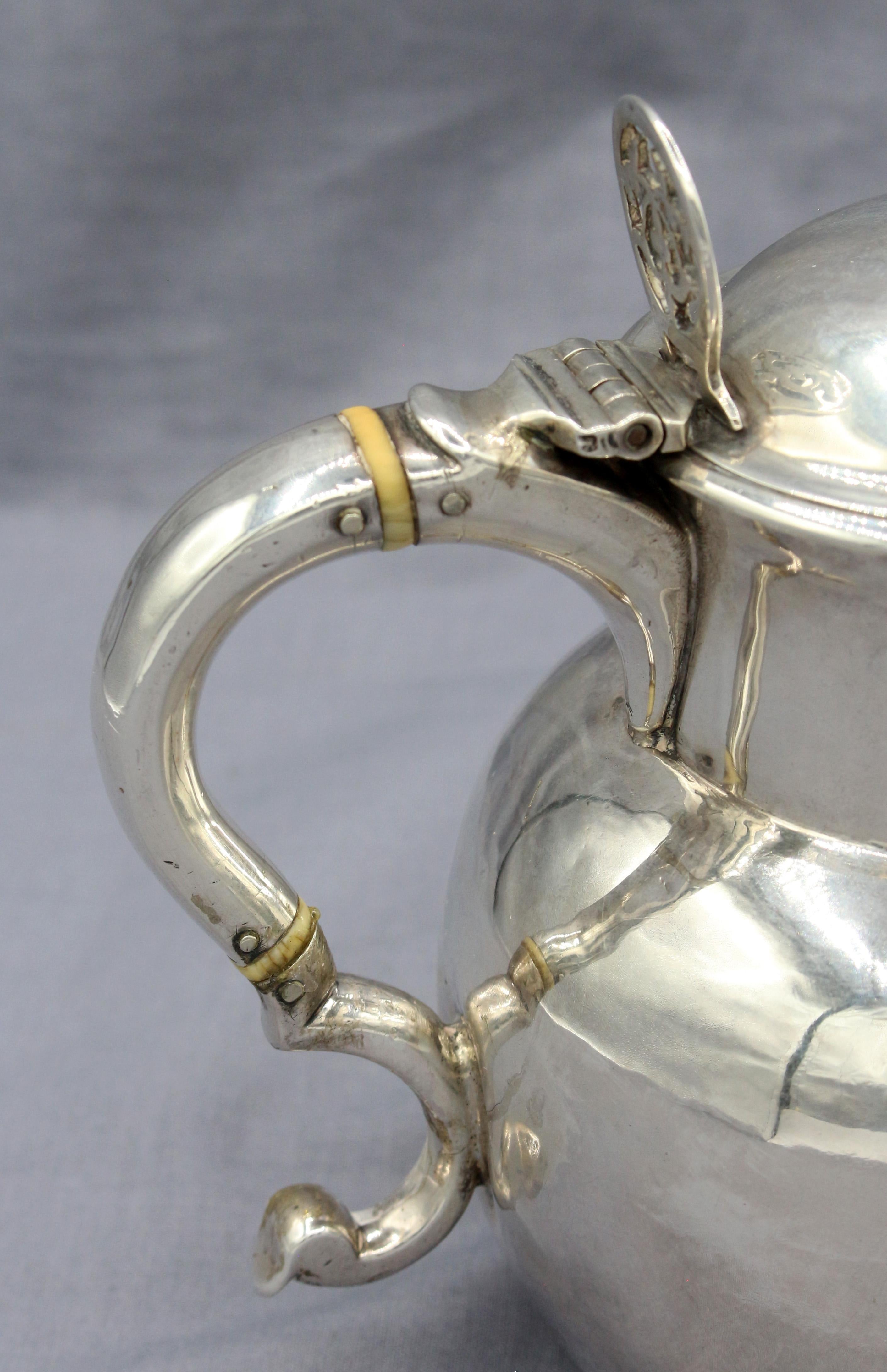 Early 18th Century English Sterling Silver Jug with Early 20th Century Flip-Top  For Sale 3