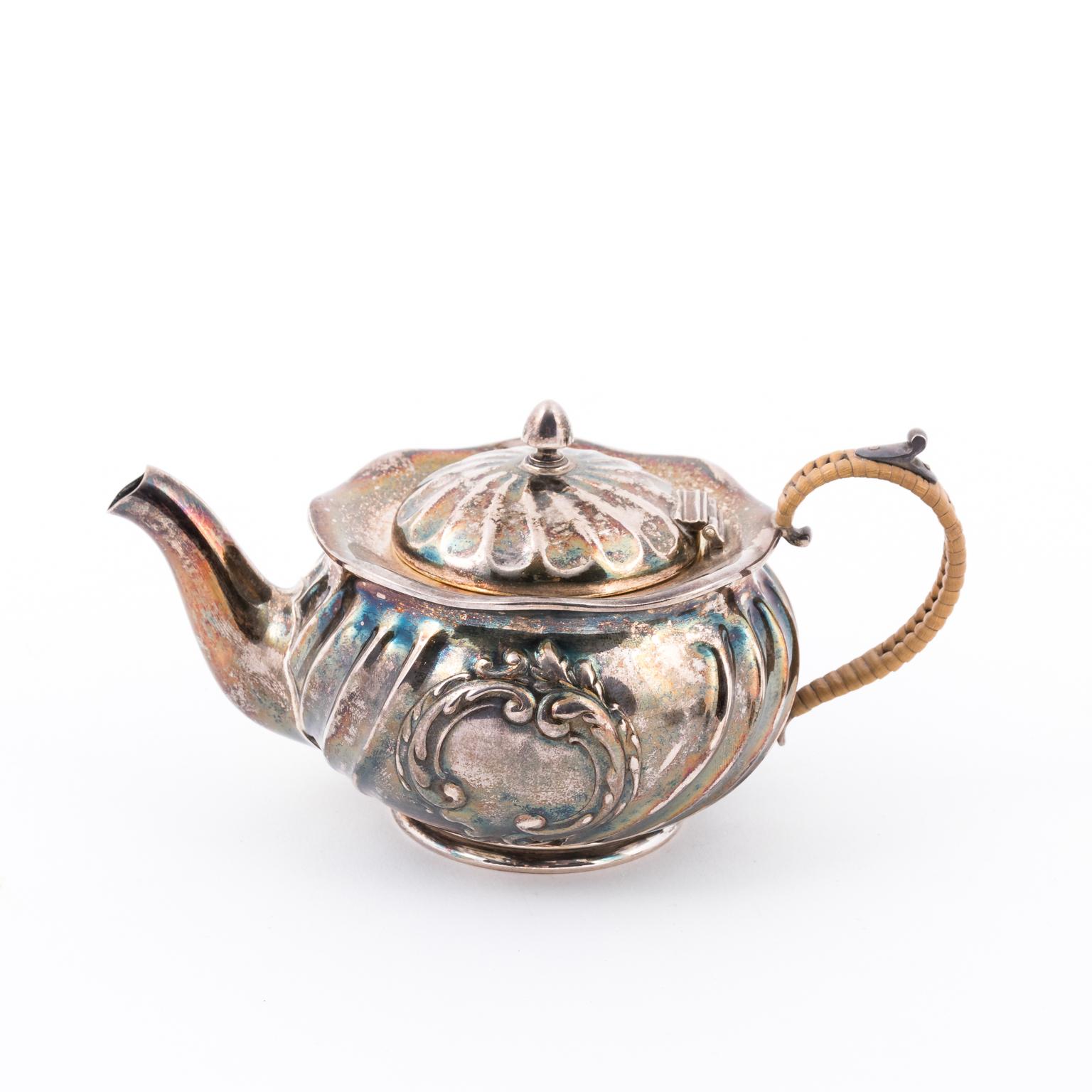 Early 20th Century Sterling Small Three-Piece Tea Set by Gorham 6