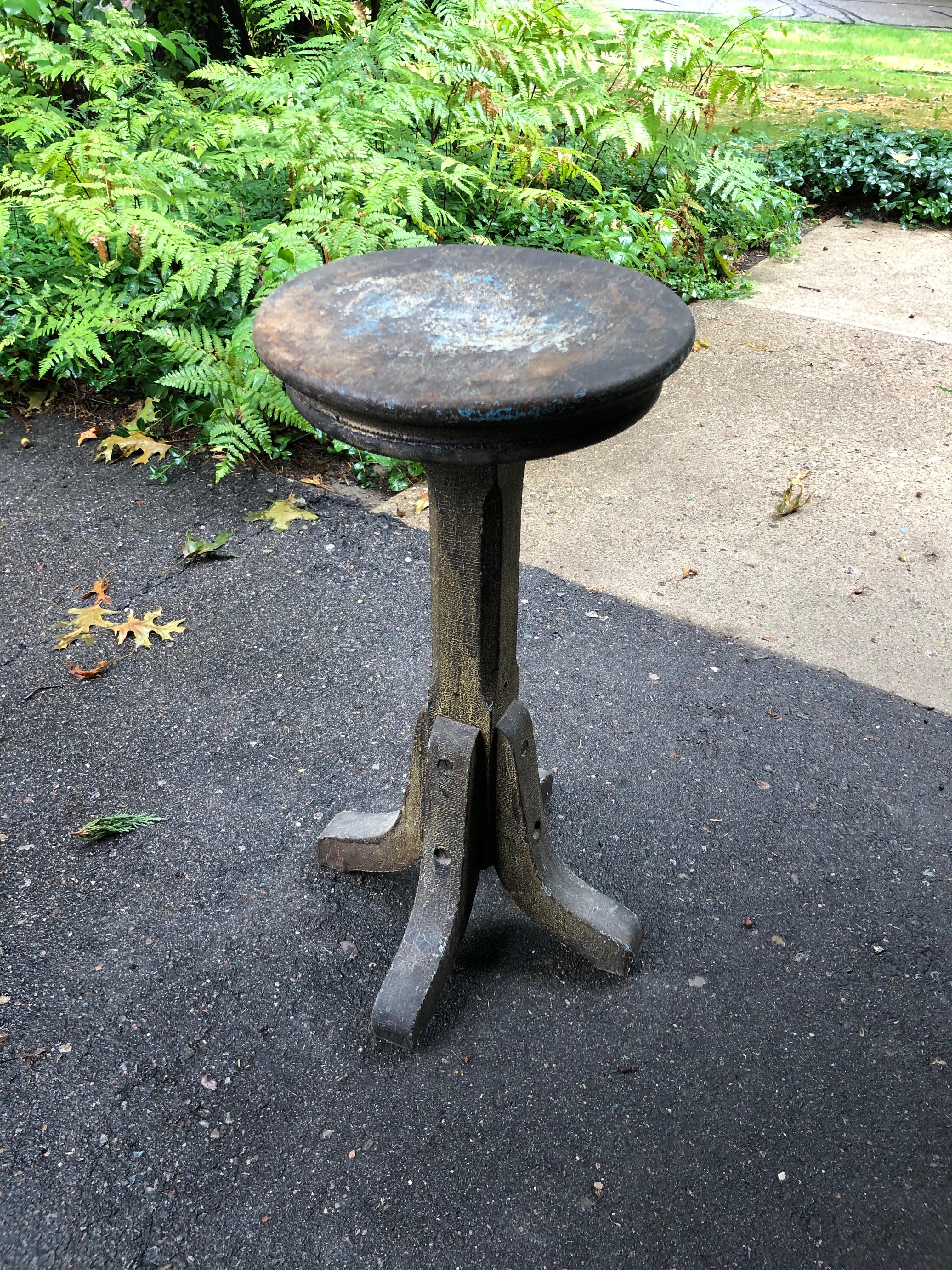 Early 20th Century Stool with Great Patina In Good Condition In Wiscasset, ME