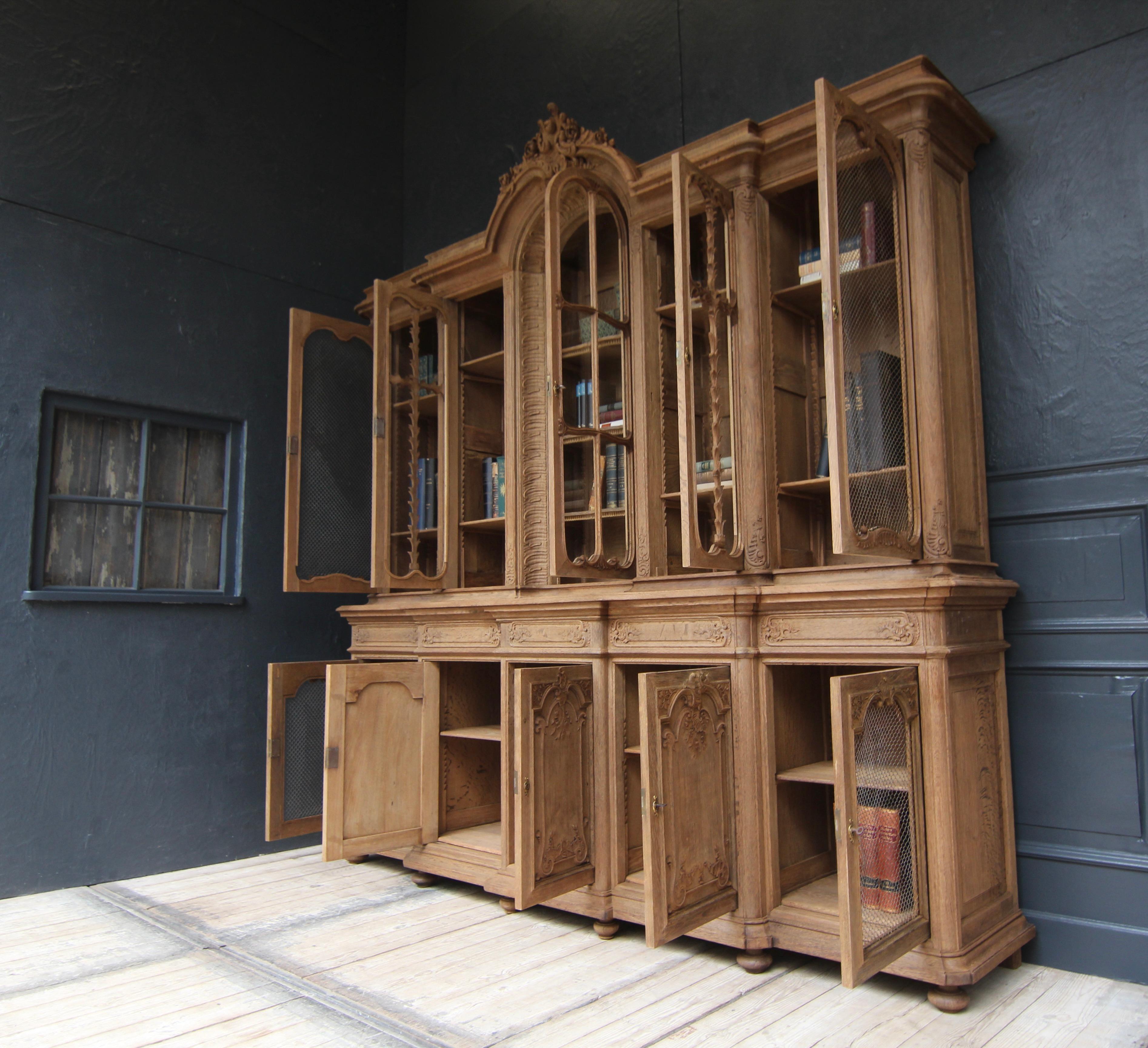 Vetro Libreria in Oak scortecciata dei primi del Novecento in vendita
