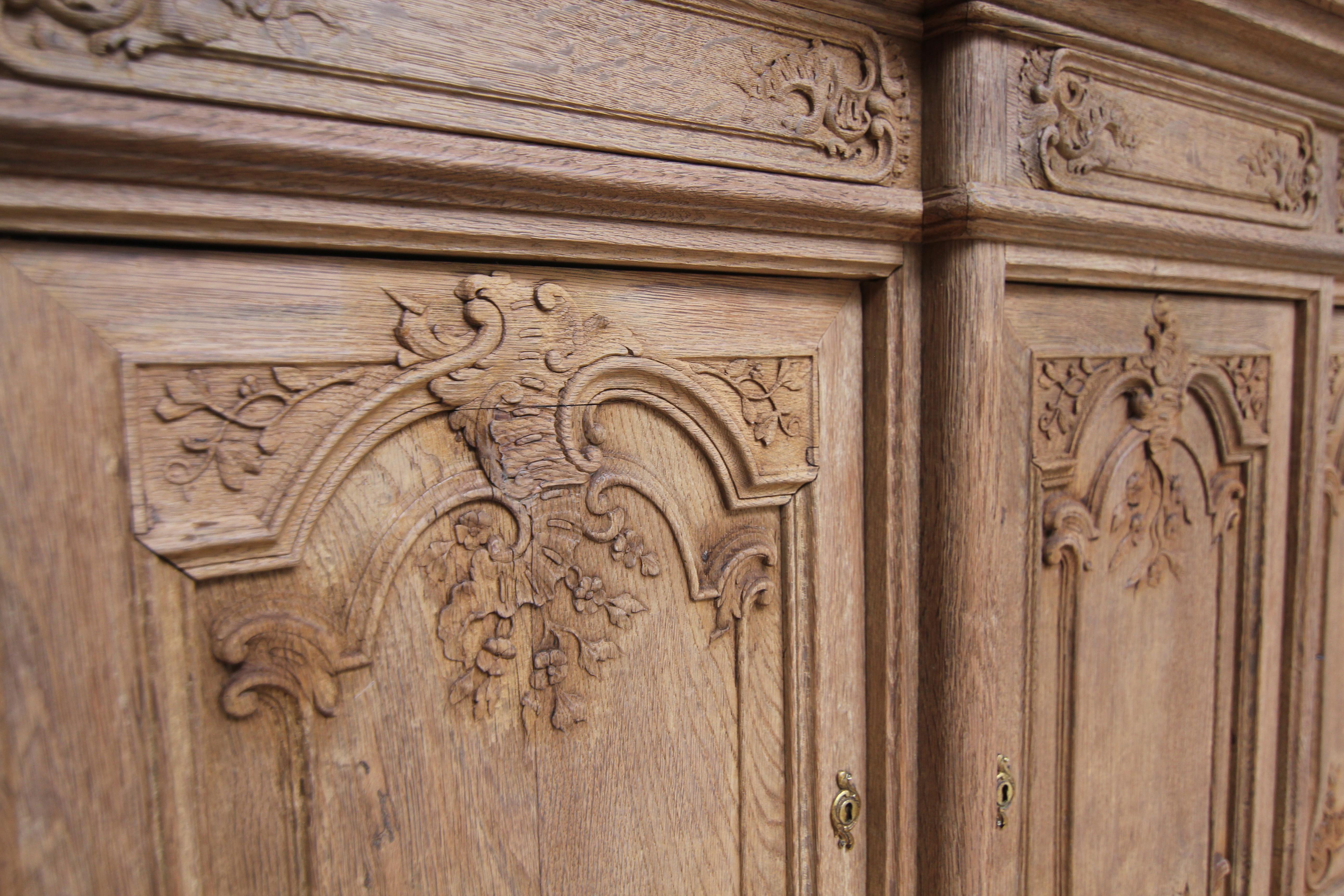 Early 20th Century Stripped Oak Bookcase For Sale 14