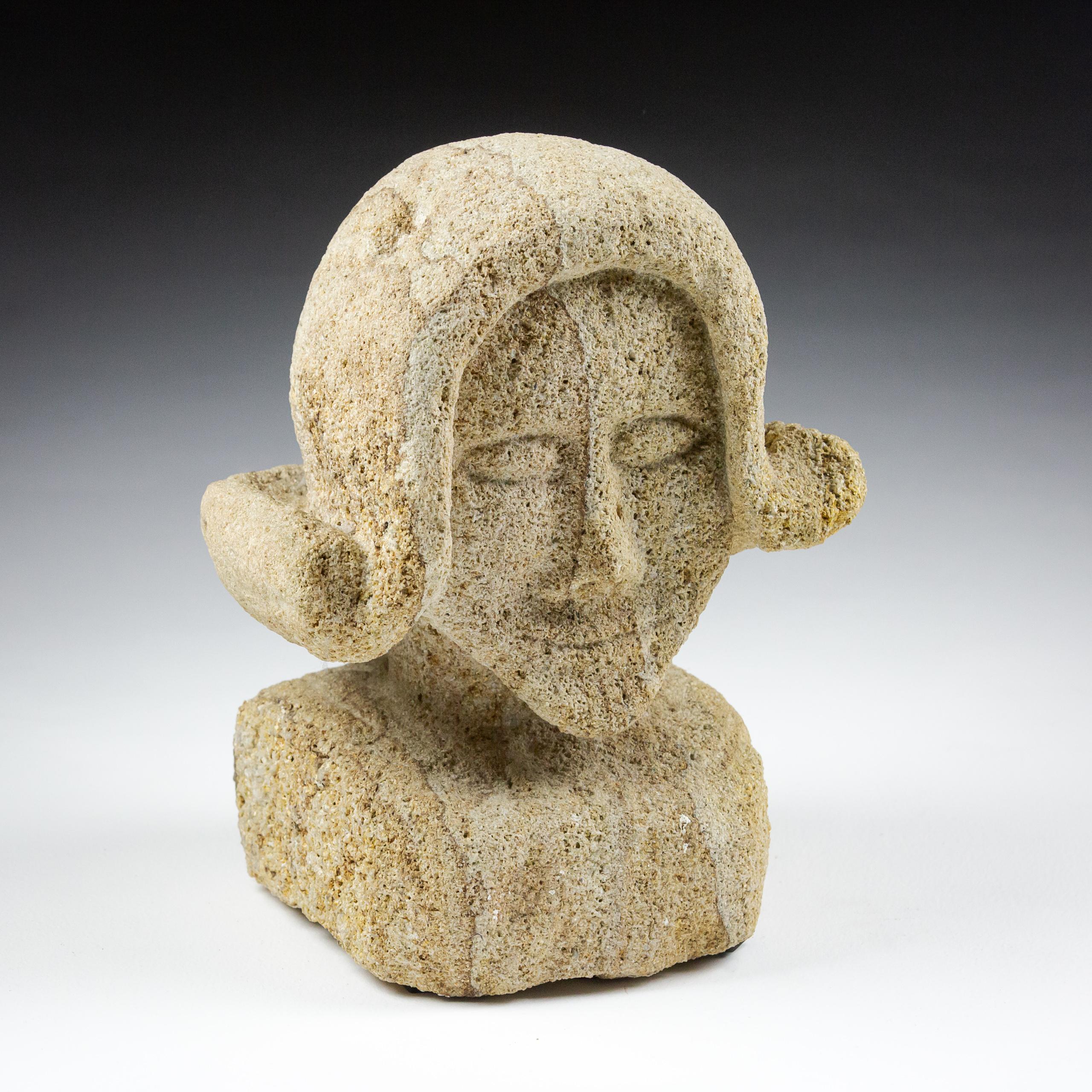 Early 20th Century Stylised Primitive Bust of a Female For Sale 4