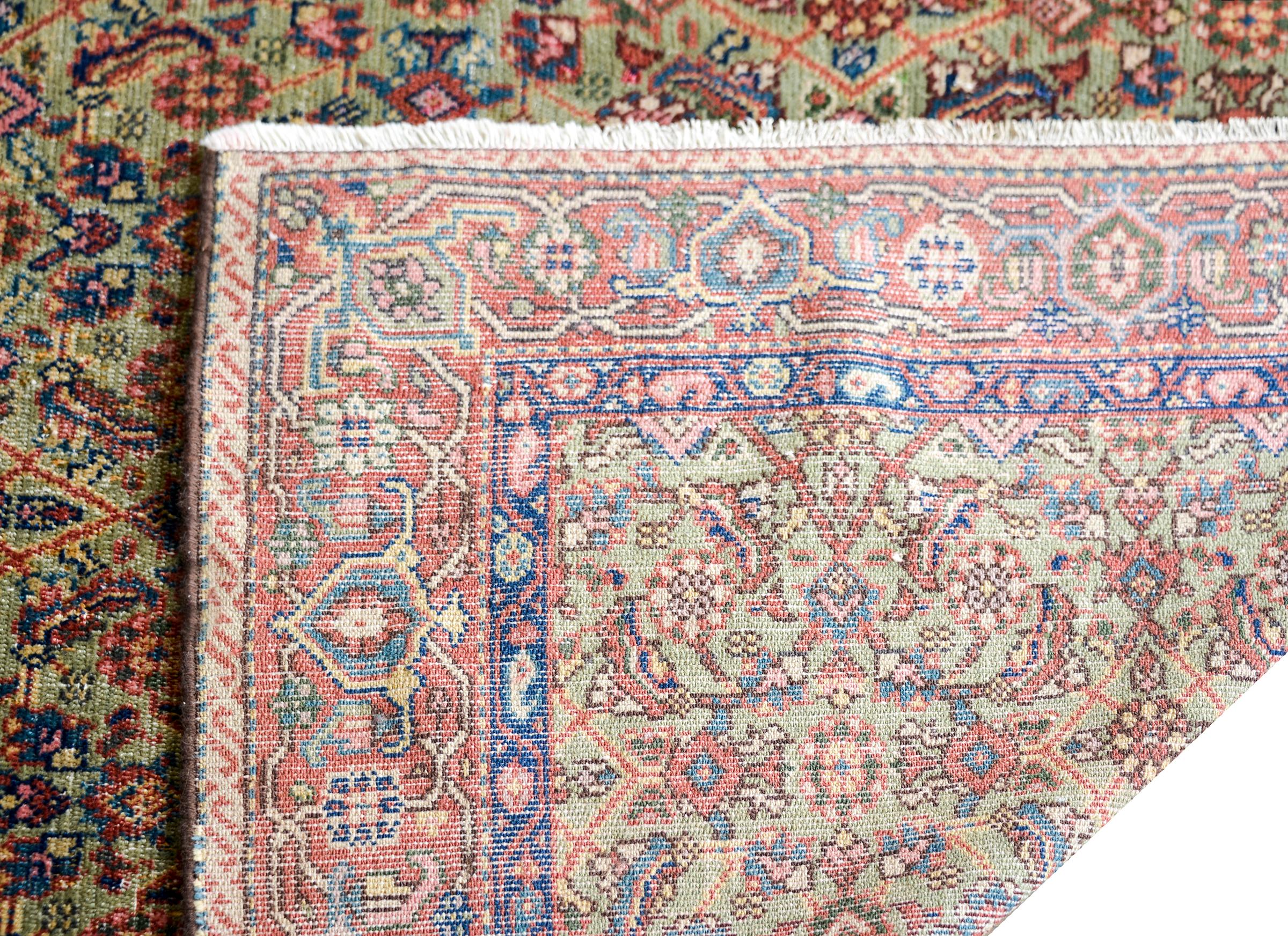 Early 20th Century Sultanabad Rug For Sale 4