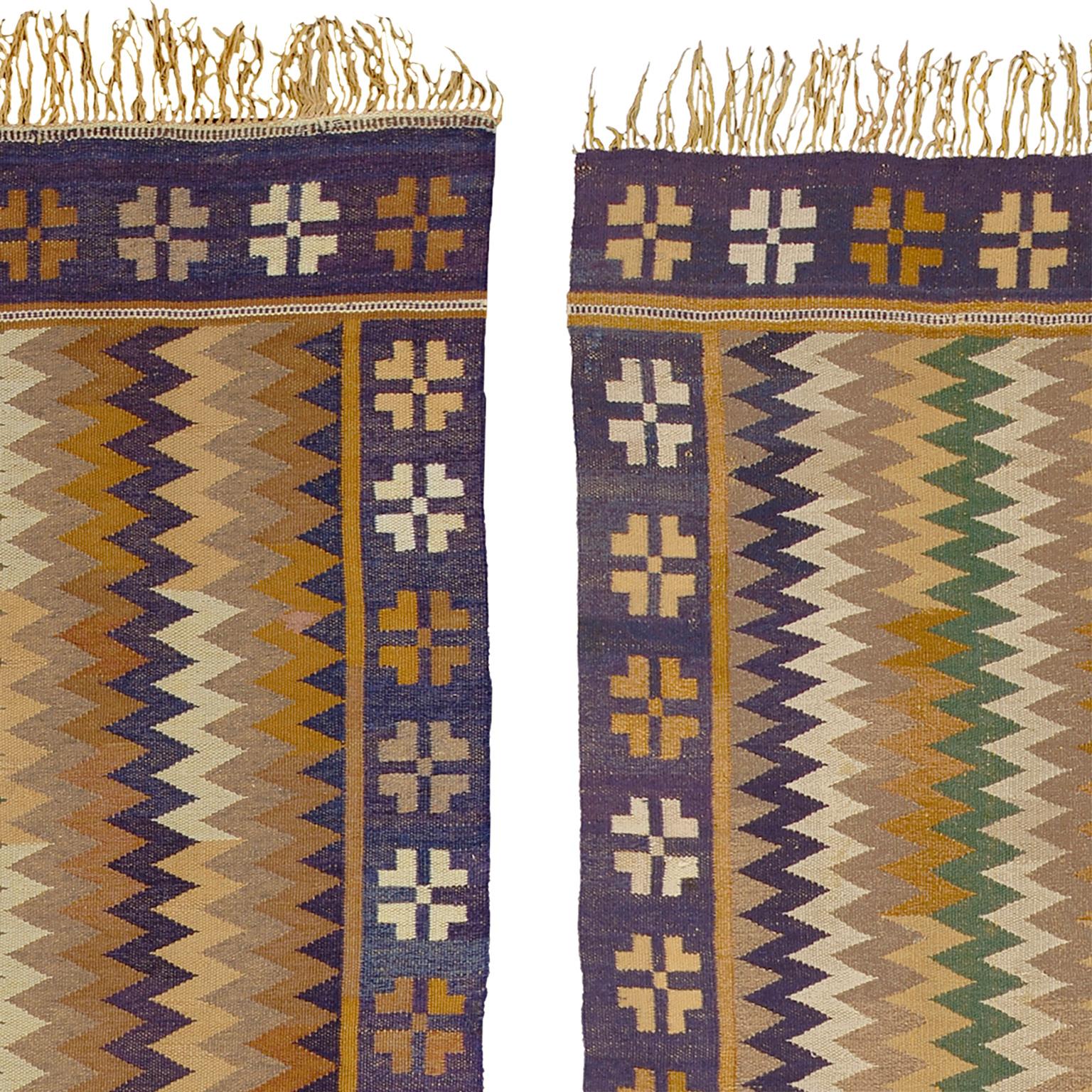 Schwedischer Flachgewebe-Teppich des frühen 20. Jahrhunderts von Märta Måås-Fjetterström (Handgewebt) im Angebot