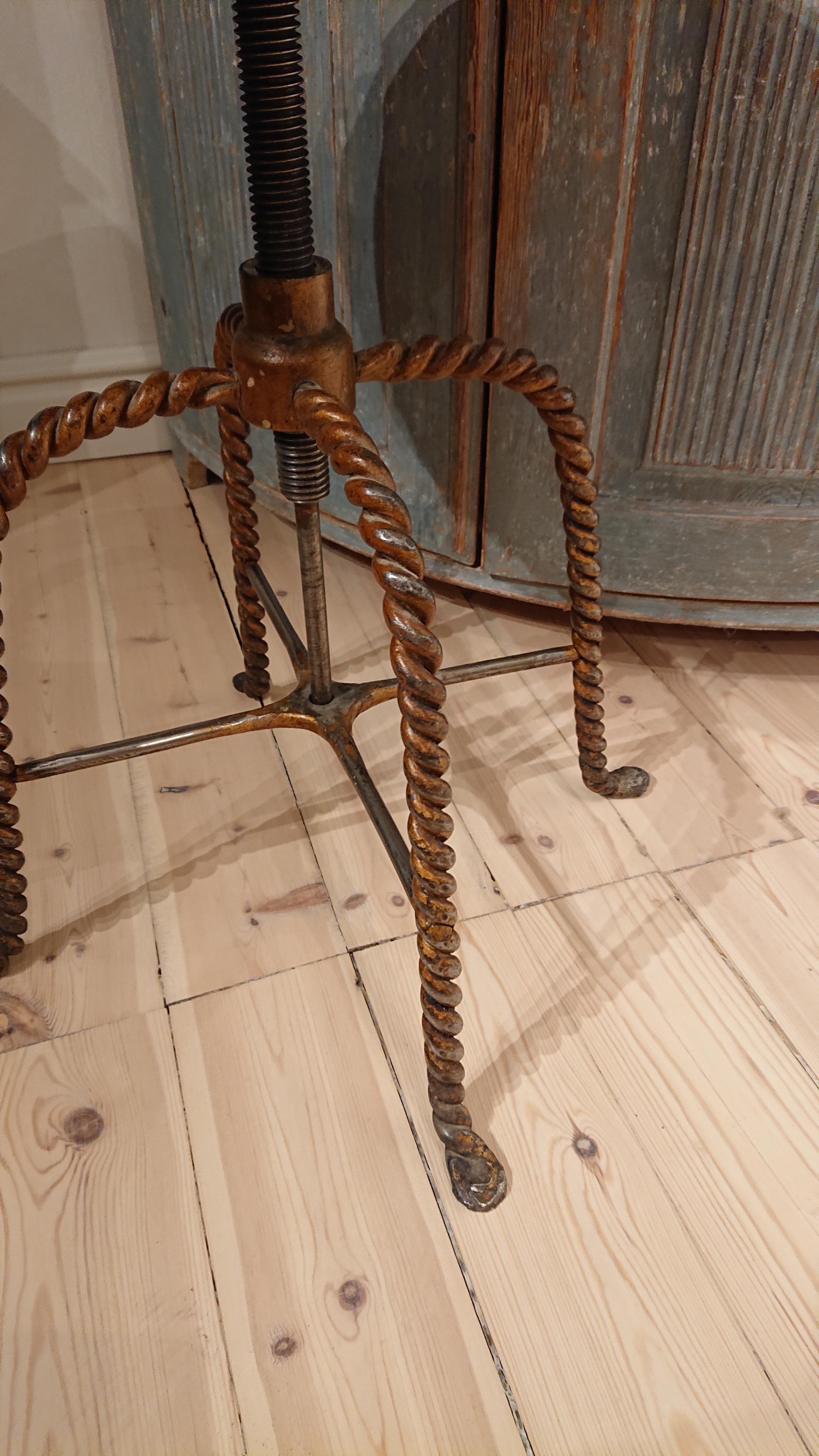 Early 20th Century Swedish Iron Industrial Stool Swedish Antiques For Sale 6