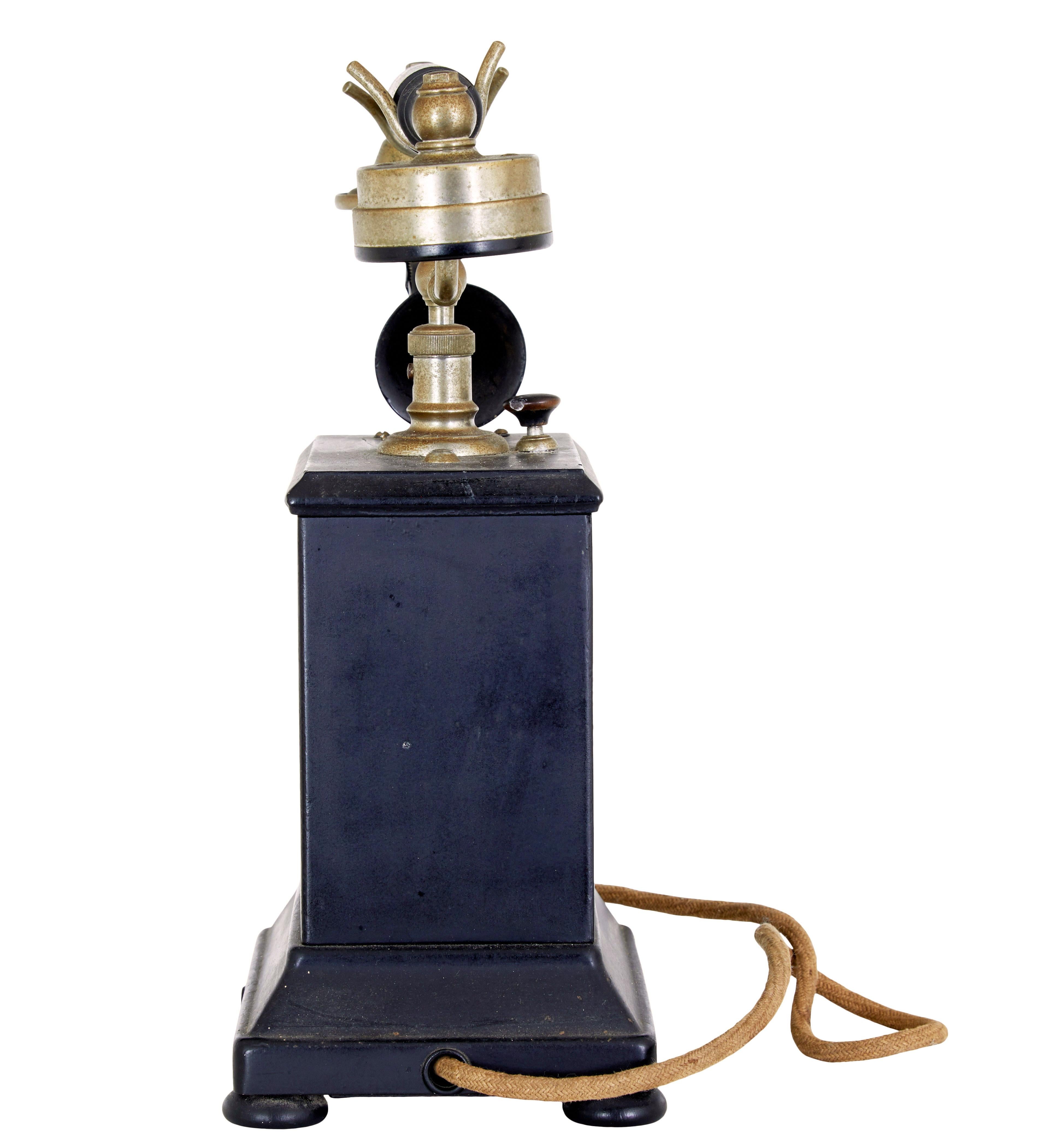 Schwedisches Metall Telefon aus dem frühen 20. Jahrhundert von Rikstelefon im Zustand „Gut“ im Angebot in Debenham, Suffolk