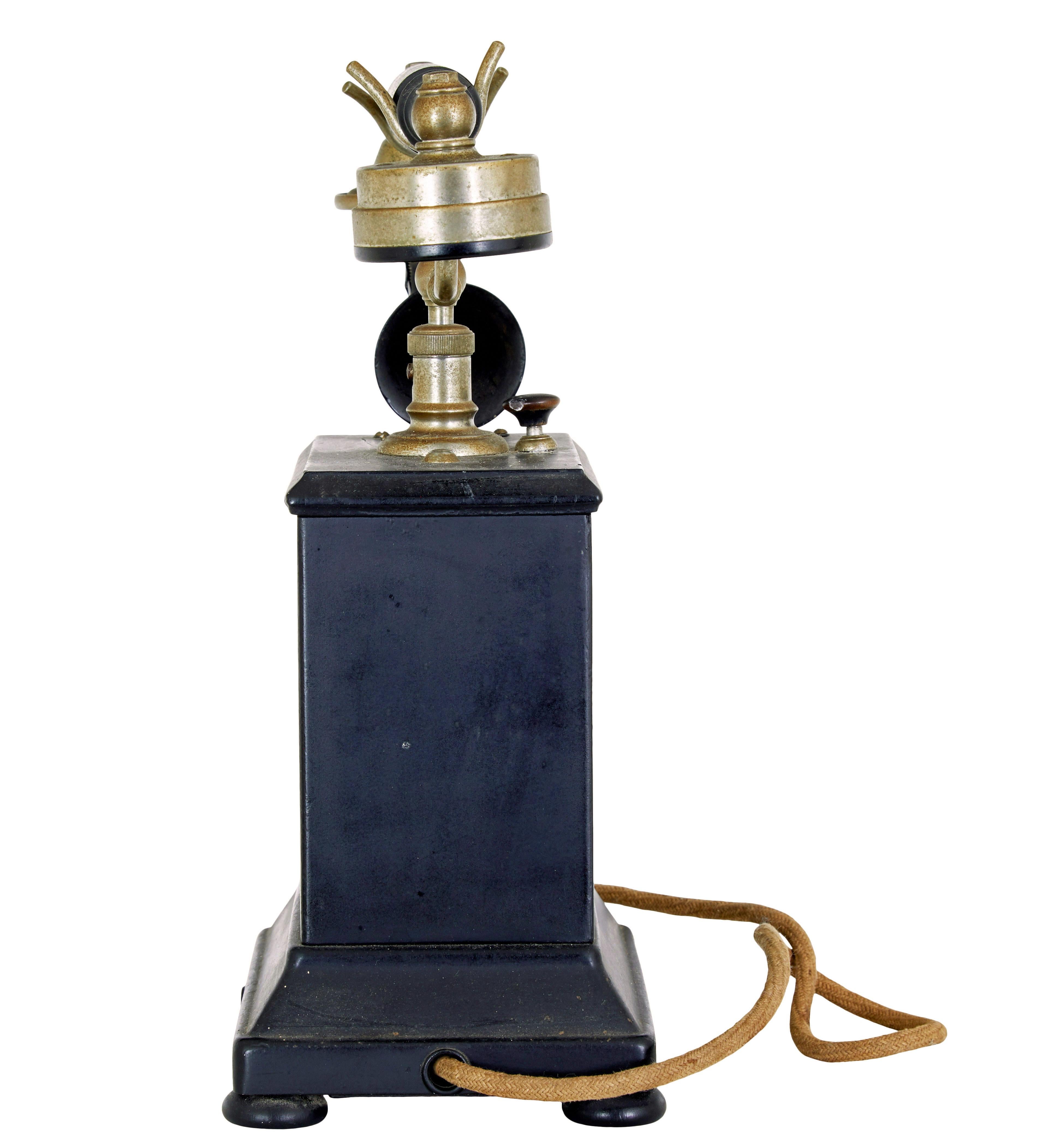 Early 20th century Swedish metal telephone by Rikstelefon In Good Condition For Sale In Debenham, Suffolk