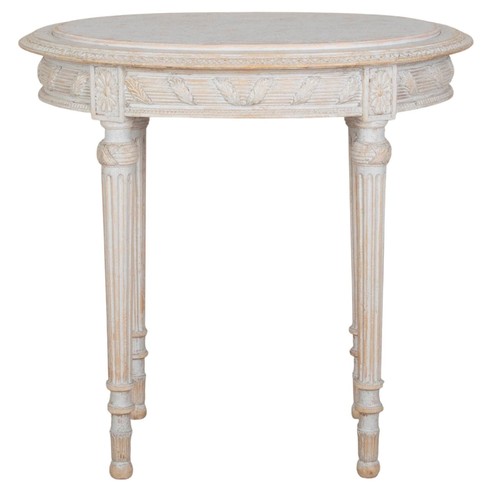 Early 20th Century Swedish Oval Table For Sale