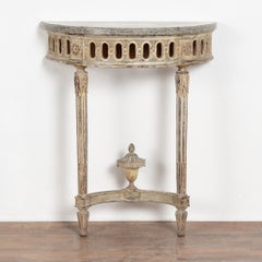 Console da parete svedese dipinta Demilune dei primi del Novecento con piano in marmo