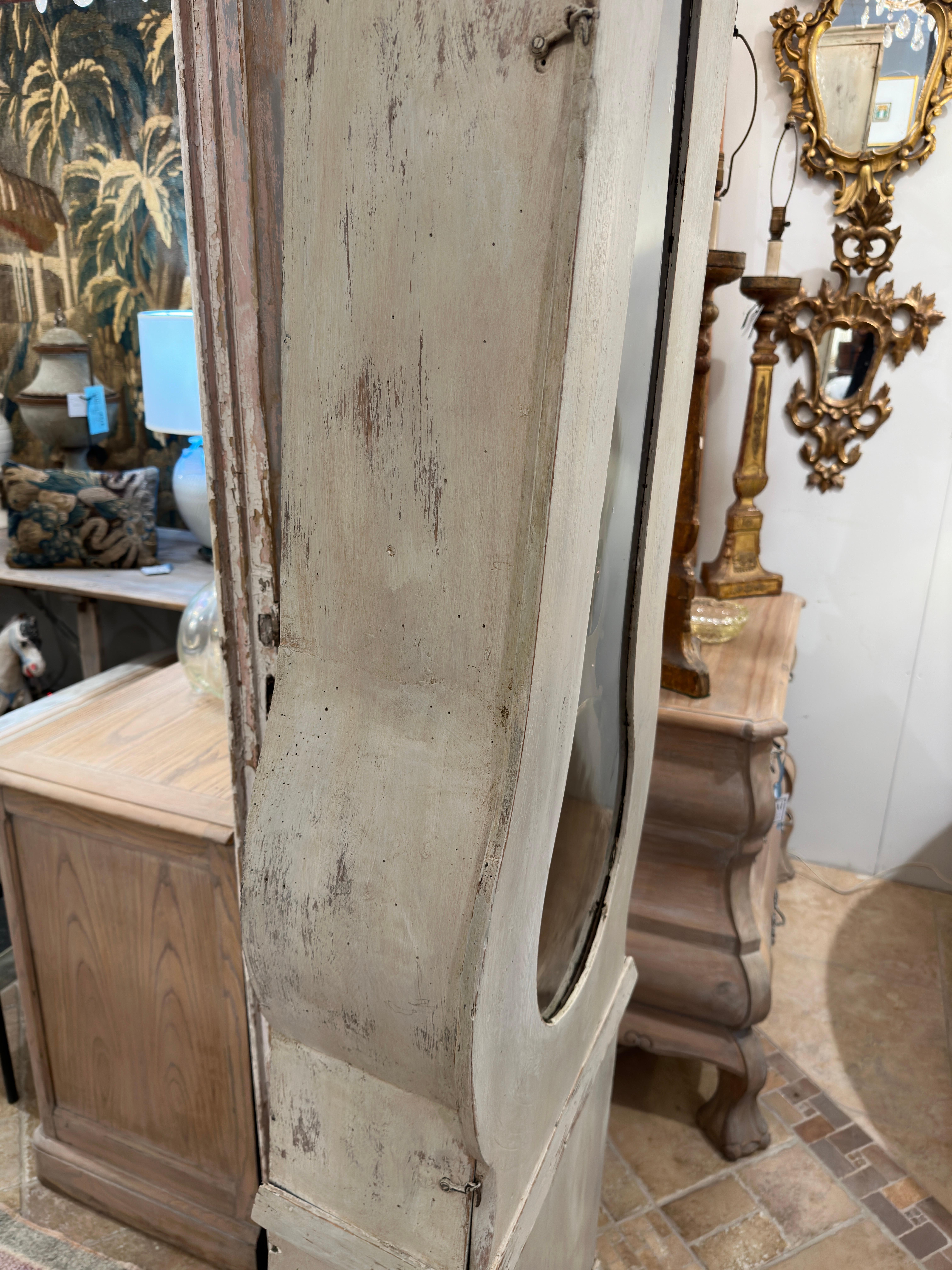 Gustavian Early 20th Century Swedish Painted Grandfather Clock For Sale