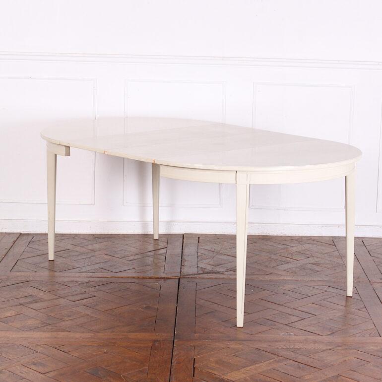 Early 20th Century Swedish Painted Round Dining Table at 1stDibs painted round kitchen table