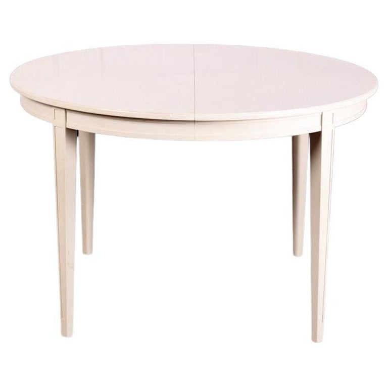 Early 20th Century Swedish Painted Round Dining Table For Sale at 1stDibs