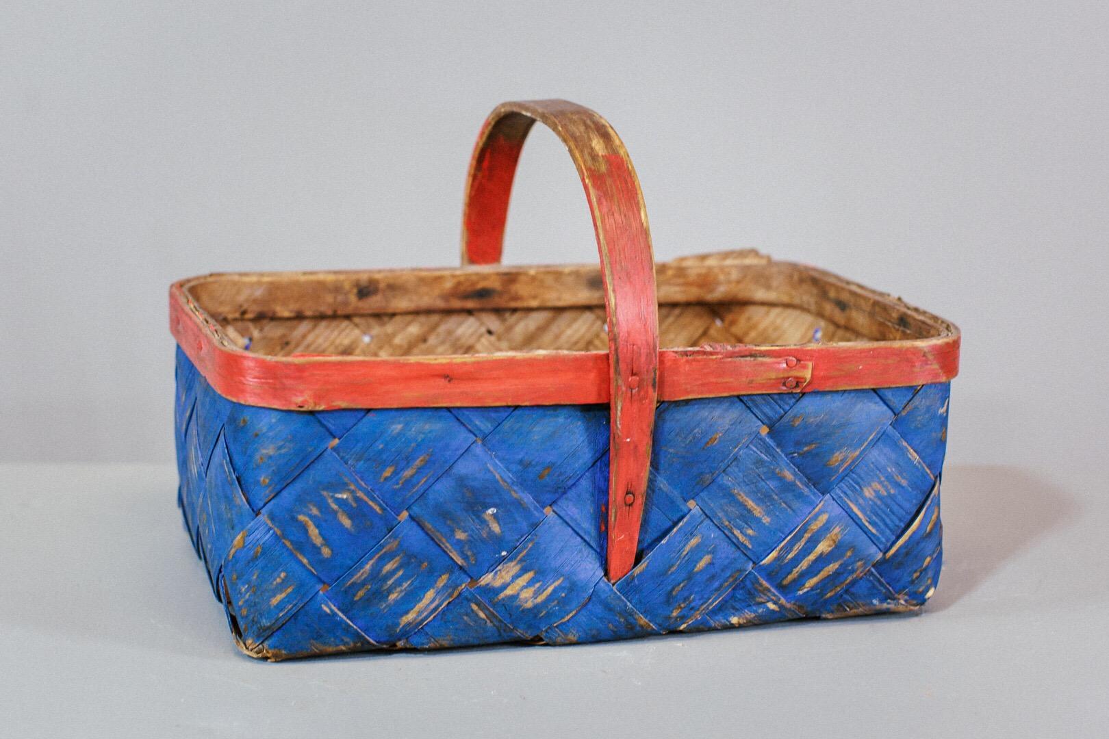 Early 20th Century Swedish Painted Woven Basket 3