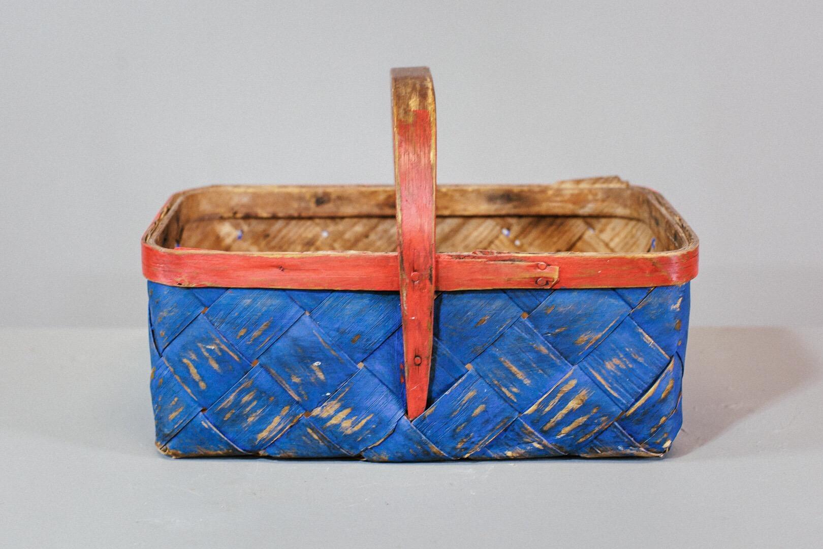 Early 20th Century Swedish Painted Woven Basket 4