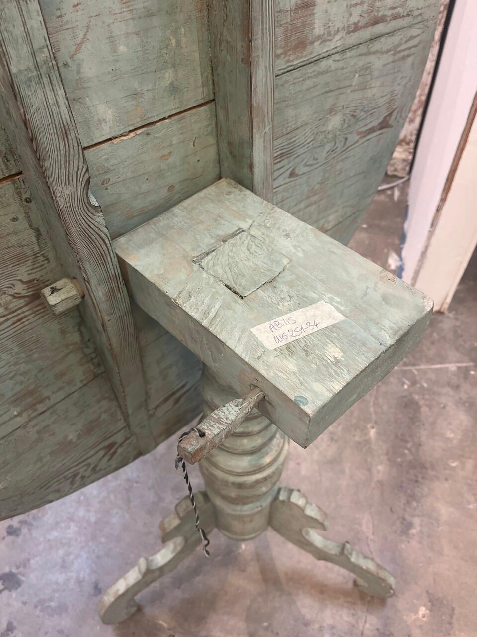 Early 20th Century Swedish Tilt Top Table For Sale 2