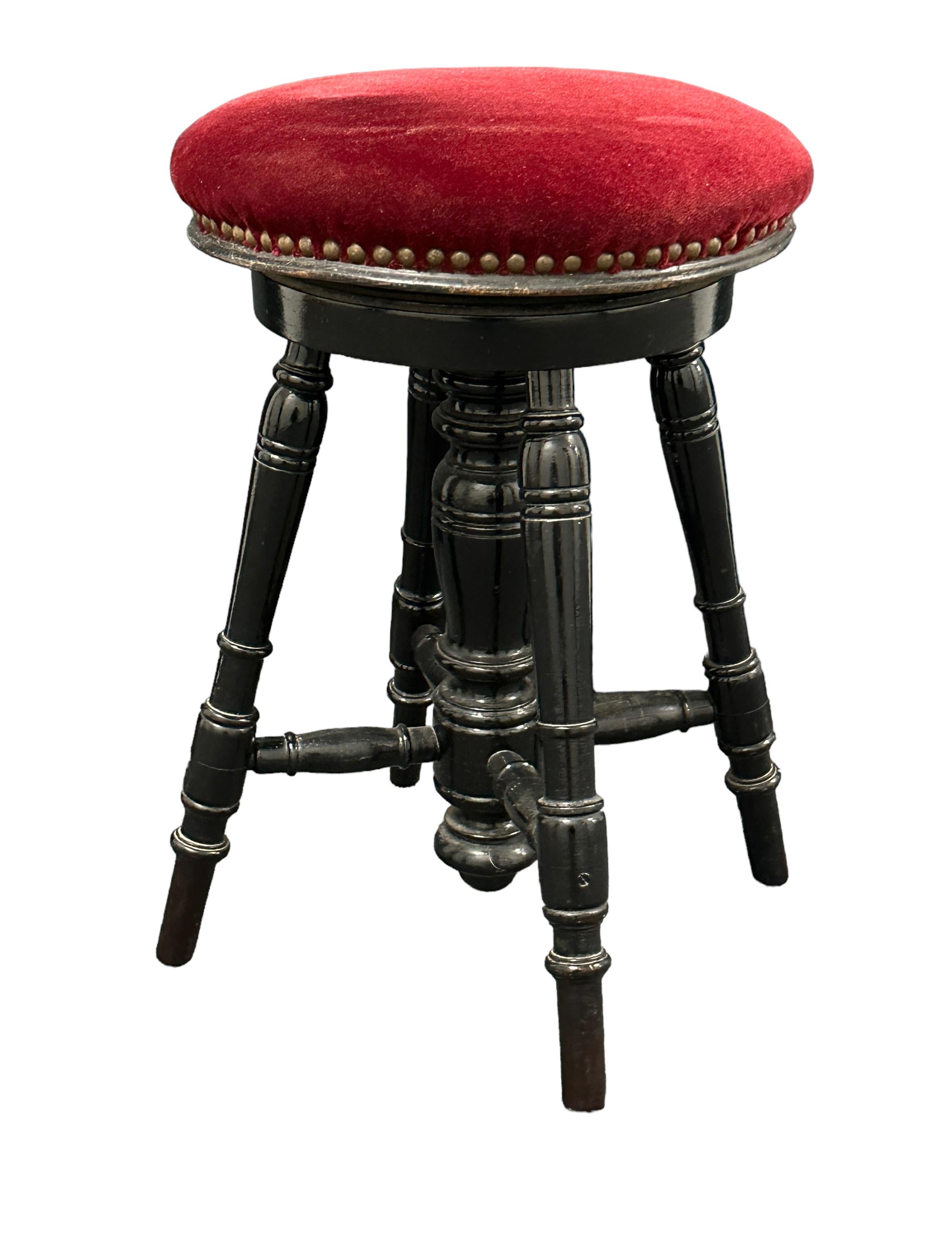 Early 20th Century Swivel Piano Stool with Red Velvet Seat, Belgium For Sale 3