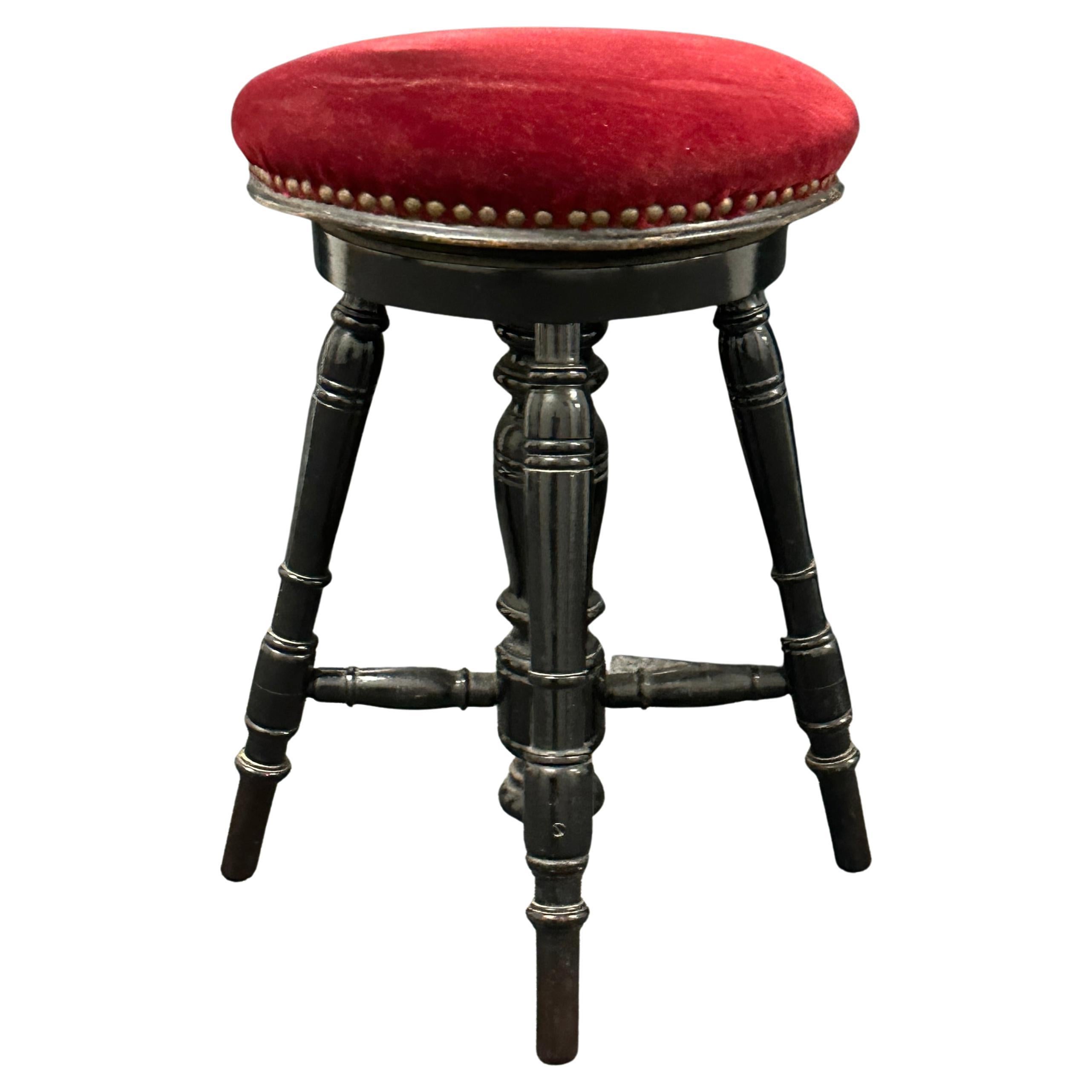 Tabouret de piano pivotant du début du XXe siècle avec assise en velours rouge, Belgique