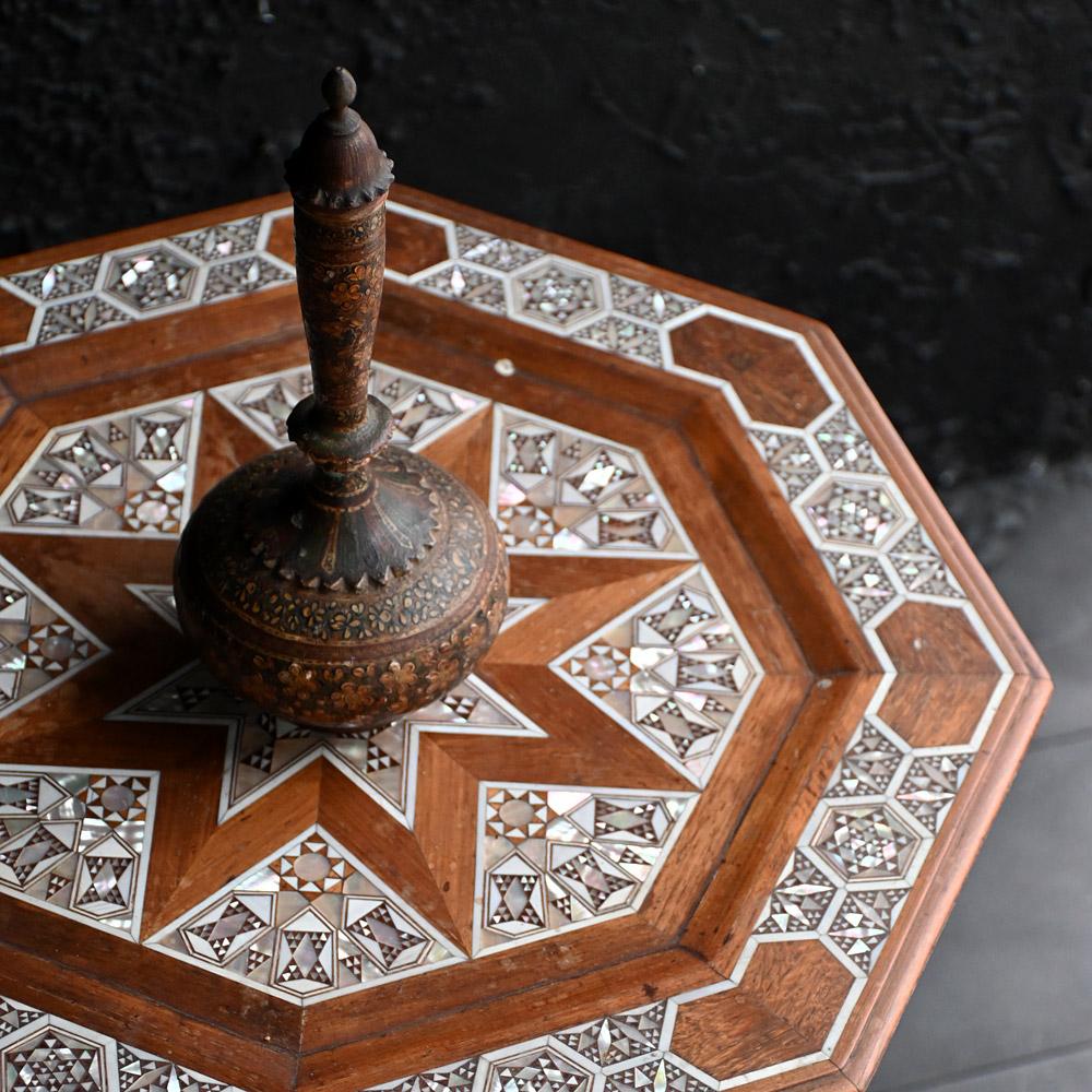 Hand-Crafted Early 20th century Syrian side table  For Sale