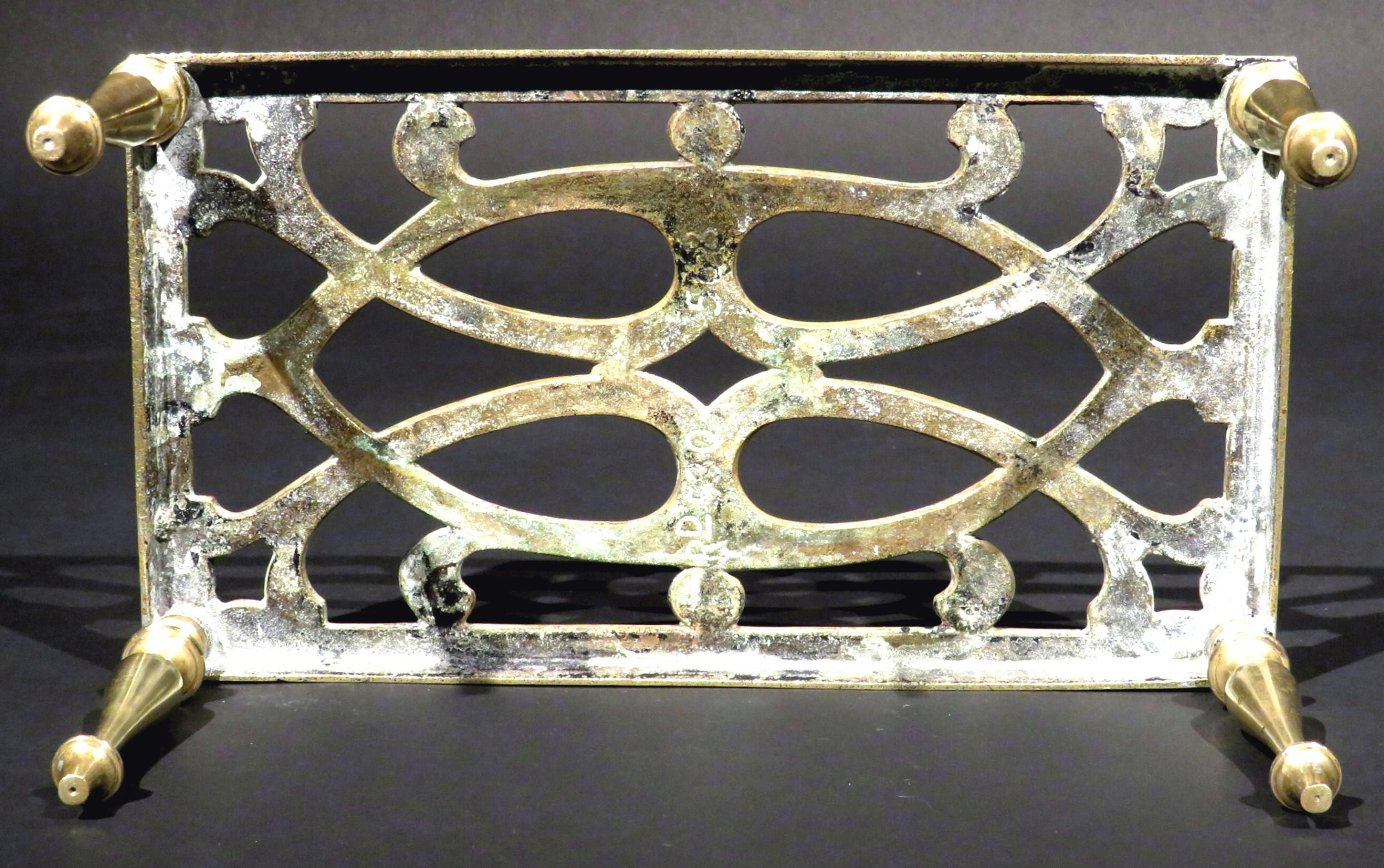 Early 20th Century Table Shaped Brass Trivet, England circa 1900 For Sale 2