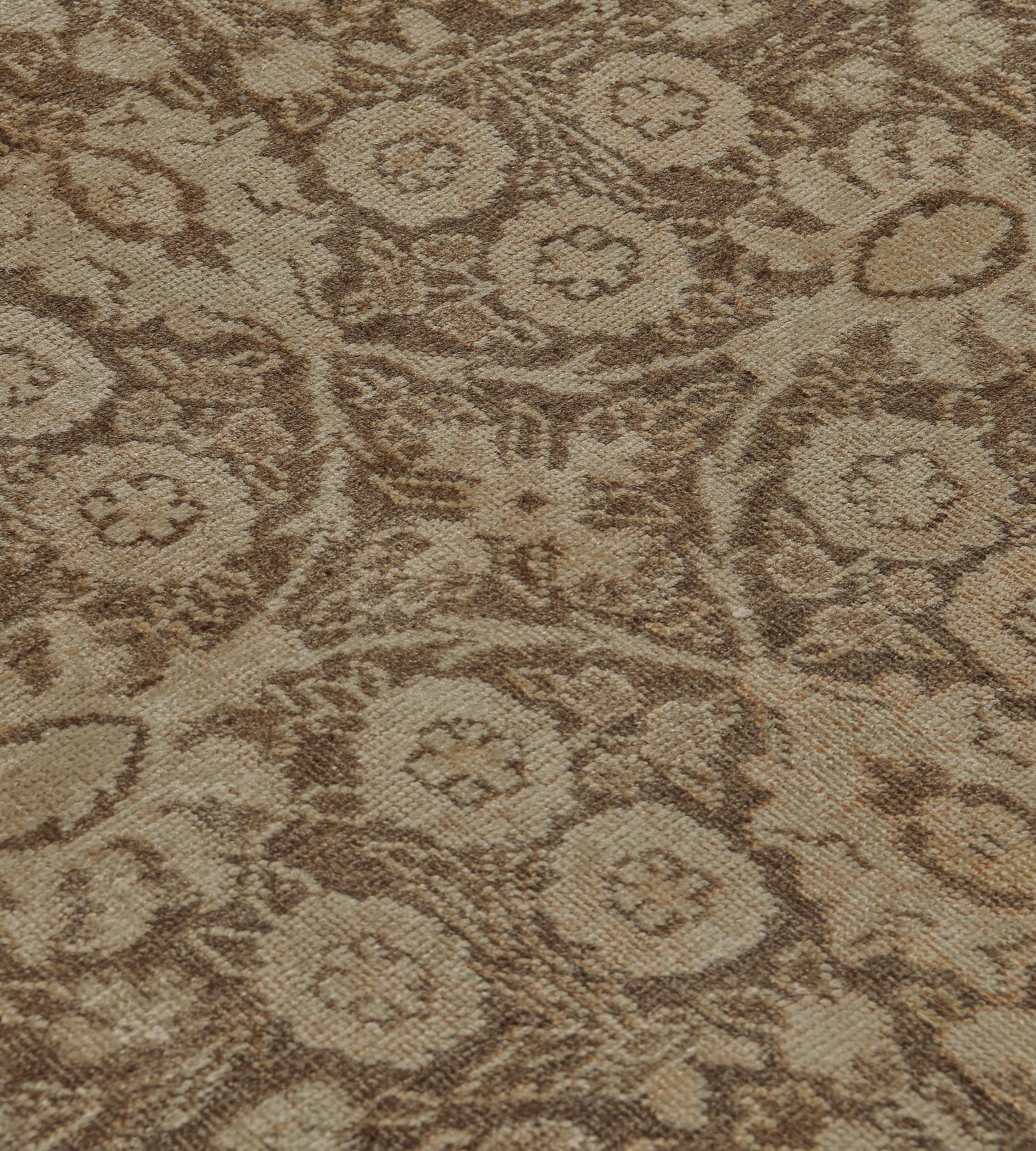 Tapis de Tabriz du début du XXᵉ siècle provenant du nord-ouest de la Perse Bon état - En vente à West Hollywood, CA