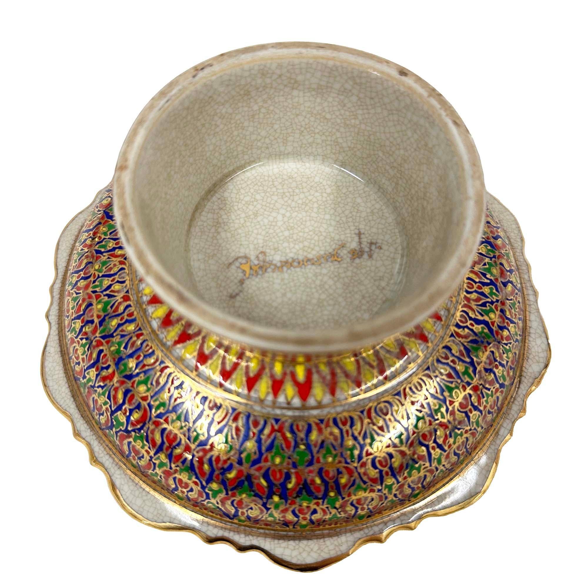 Early 20th Century Tai Benjarong porcelain bowl with Marks on the bottom For Sale 1