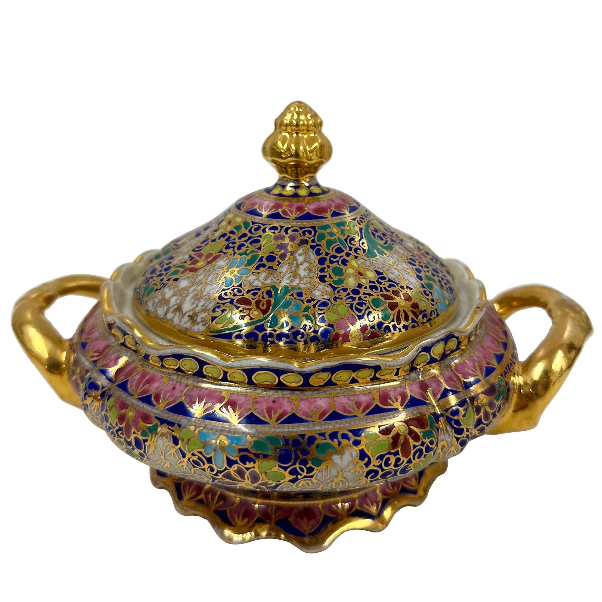 Thai Early 20th Century Tai Benjarong porcelain Soup Tureen For Sale