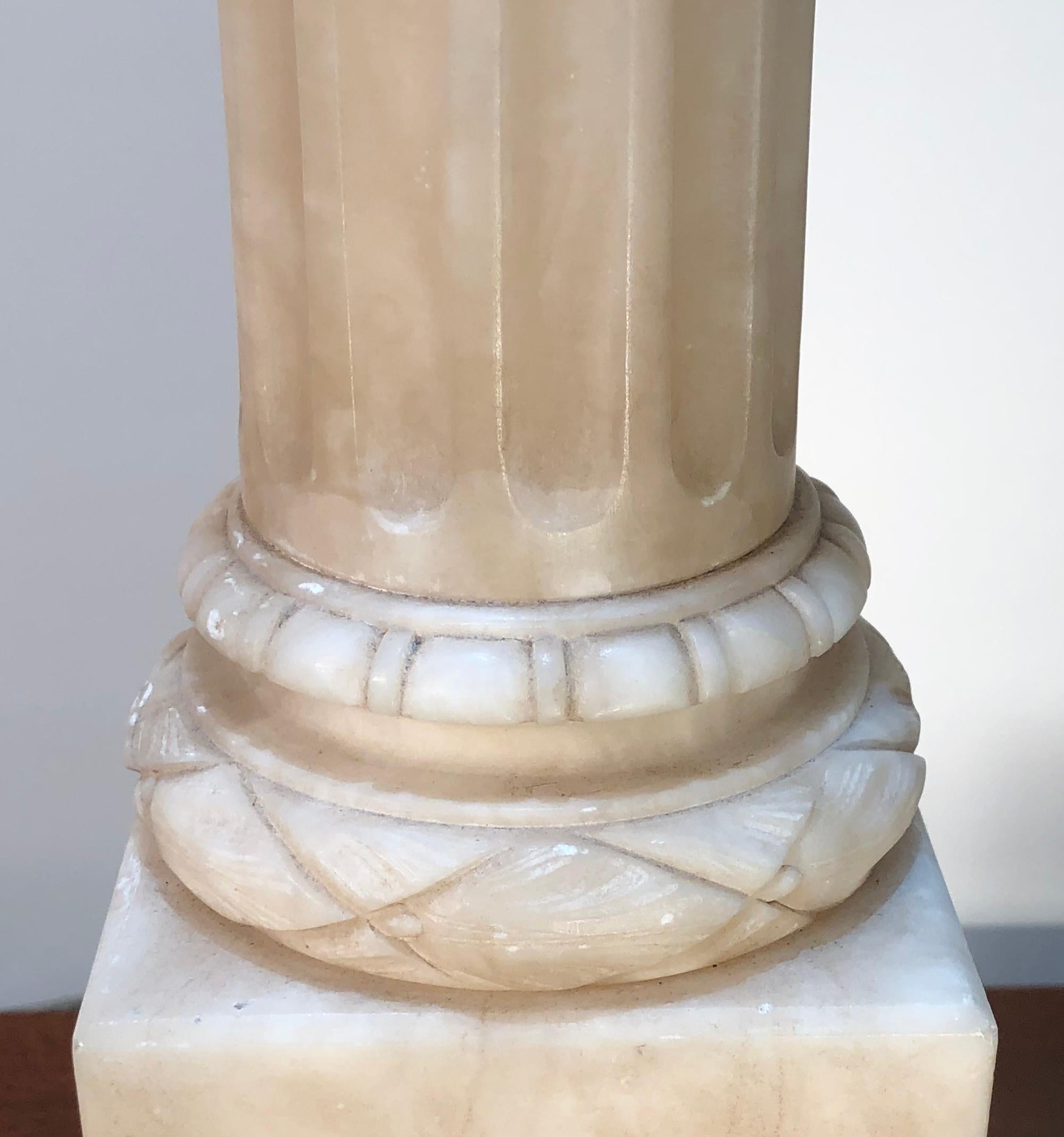 Early 20th Century Tall Column Alabaster Lamp In Good Condition In Charleston, SC