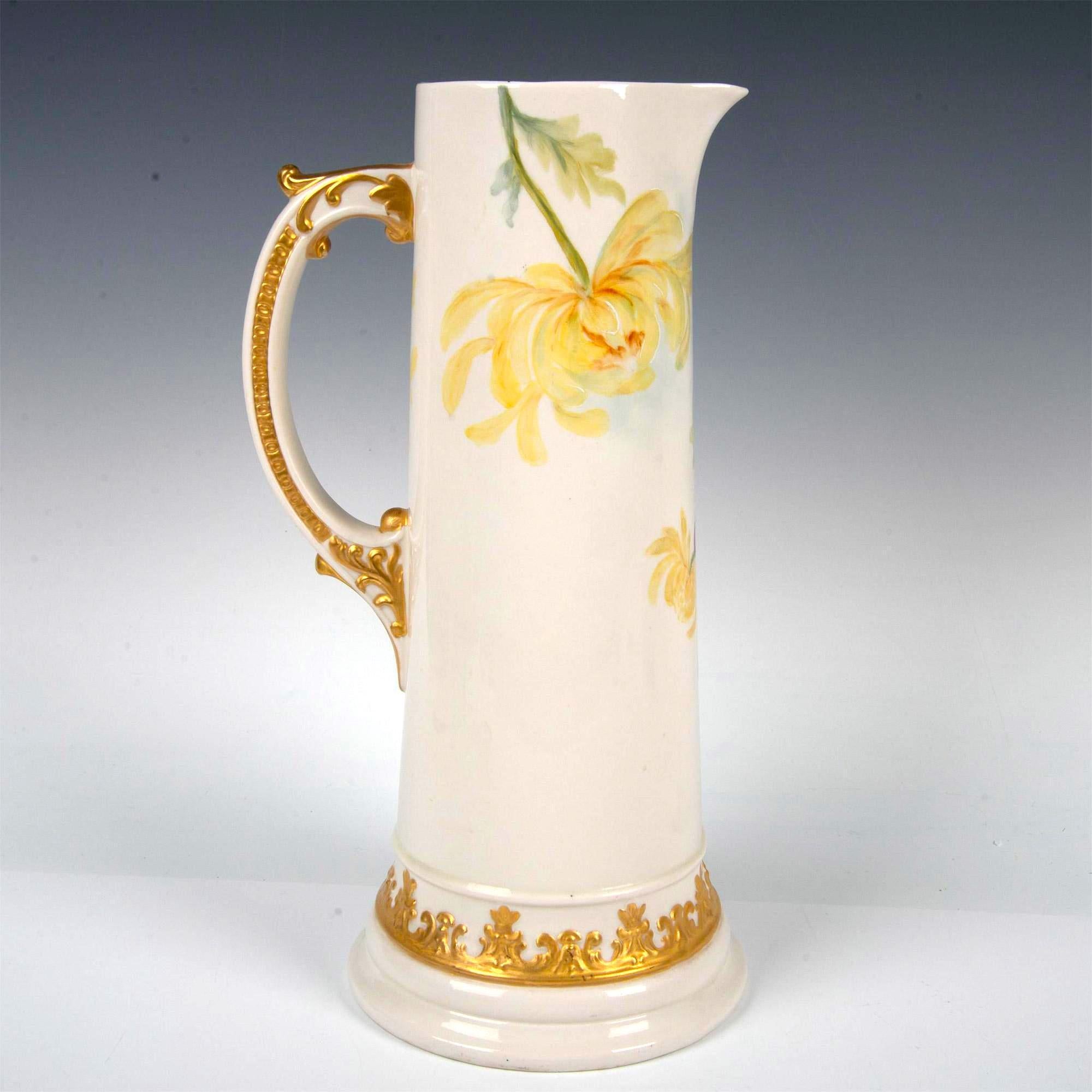 Jarra alta norteamericana de porcelana pintada y dorada de principios del siglo XX Victoriano en venta