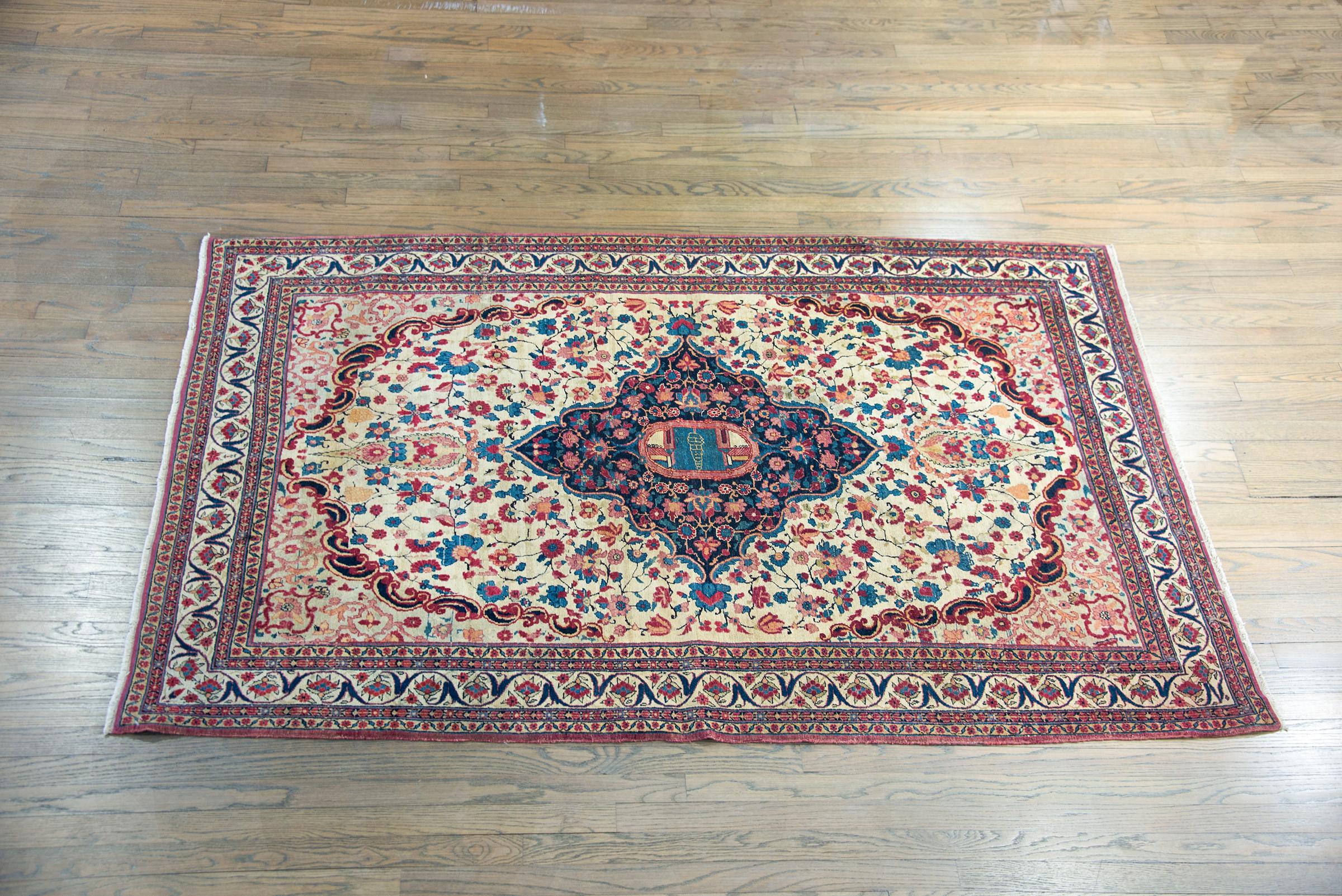 Early 20th Century Tehran Rug For Sale 8