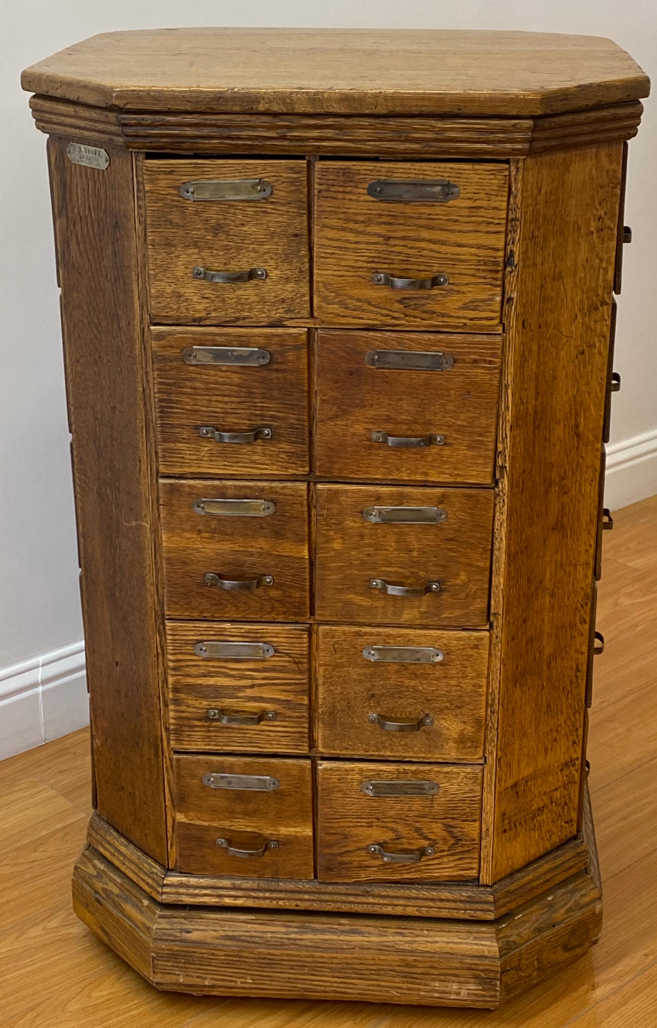 Arts and Crafts Early 20th Century Tennessee Oak Hardware Cabinet, circa 1910