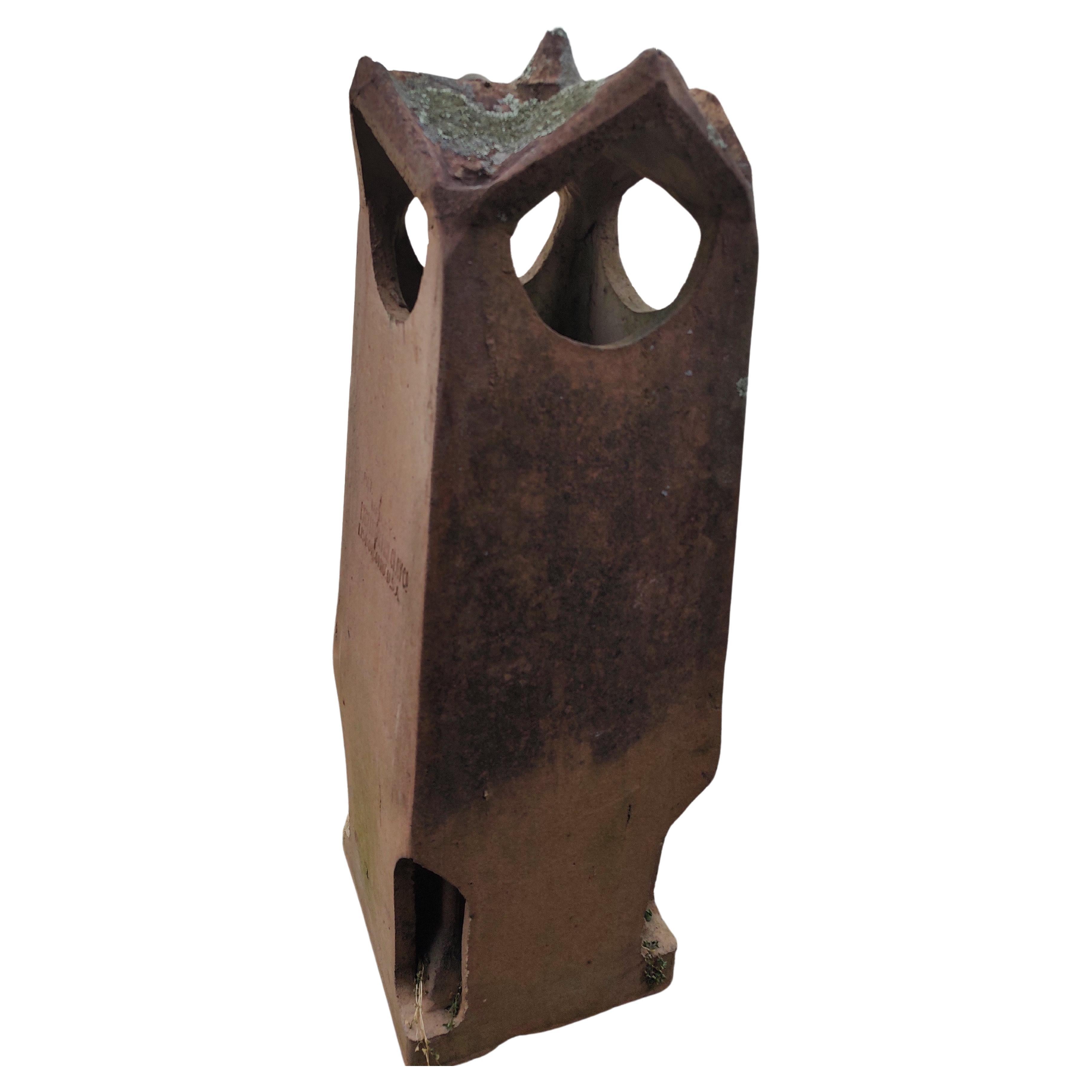 Americano Elemento da giardino per camino in terracotta dei primi del Novecento in vendita
