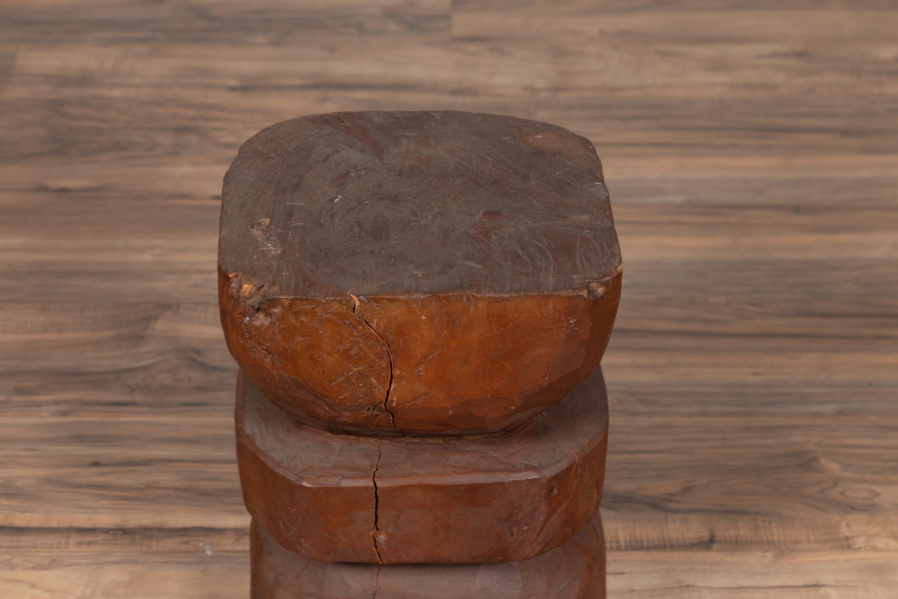 Early 20th Century Thai Rustic Tree Stump Pedestal with Hourglass Silhouette In Good Condition In Yonkers, NY