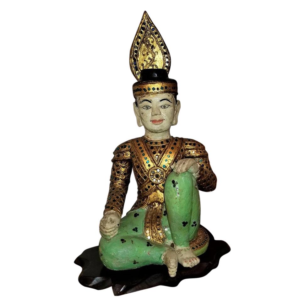Thailändische polychrome sitzende Kaiserstatue eines Jungen aus dem frühen 20. Jahrhundert