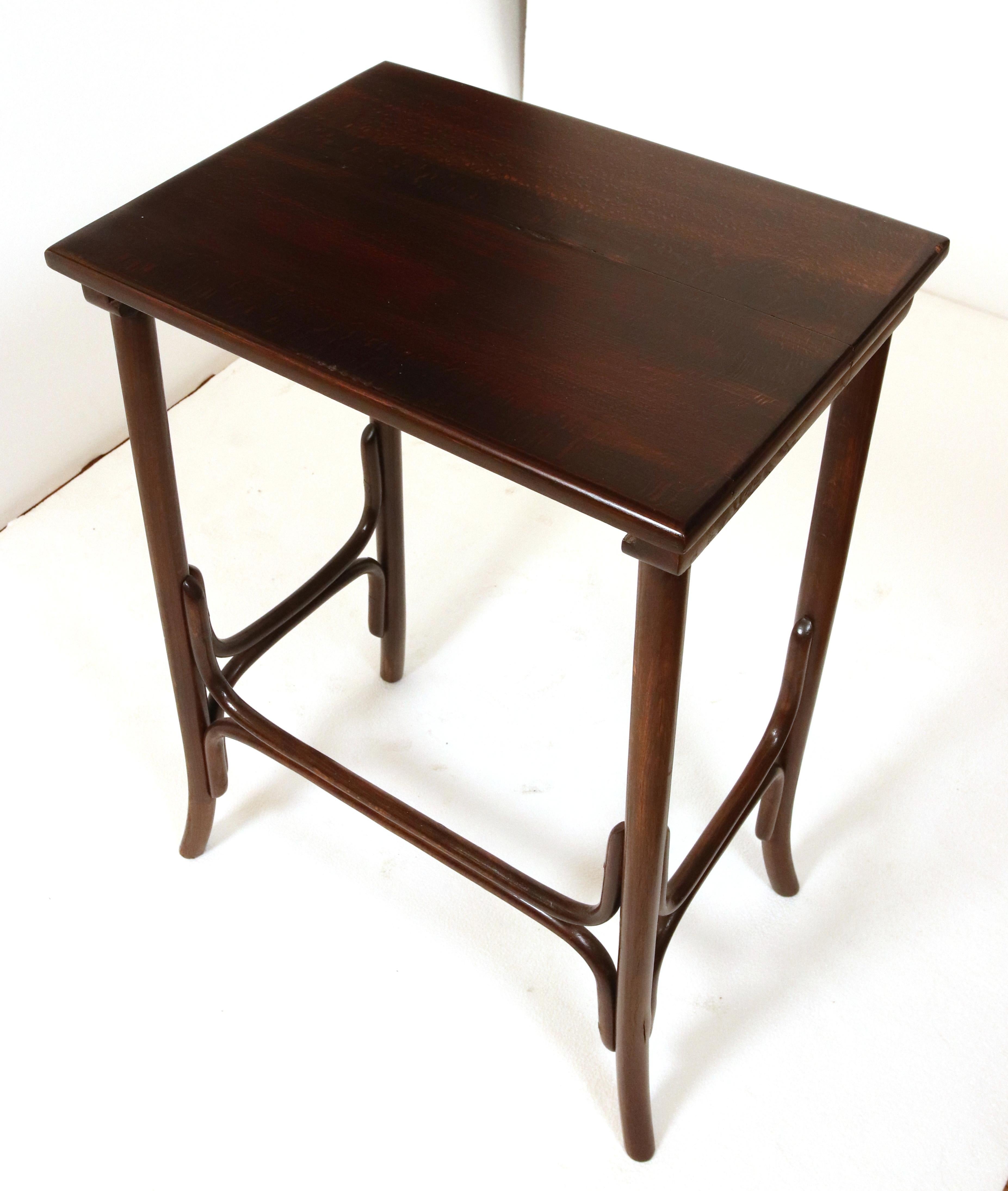 Early 20th Century Thonet Bentwood Oak Nesting Tables 11