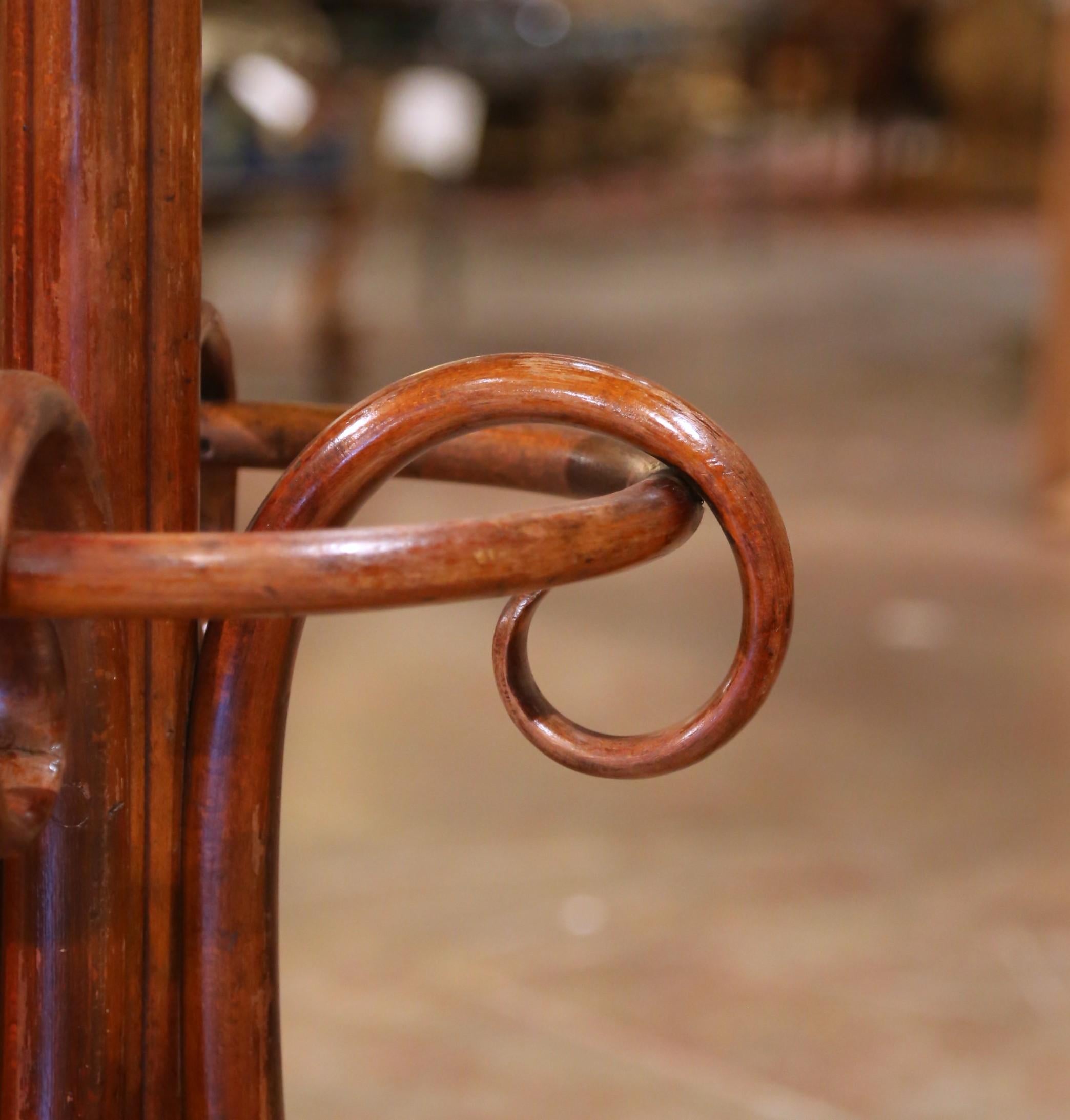 Early 20th Century Thonet Style Two-Tiered Bentwood Hall Tree Coat Stand For Sale 3