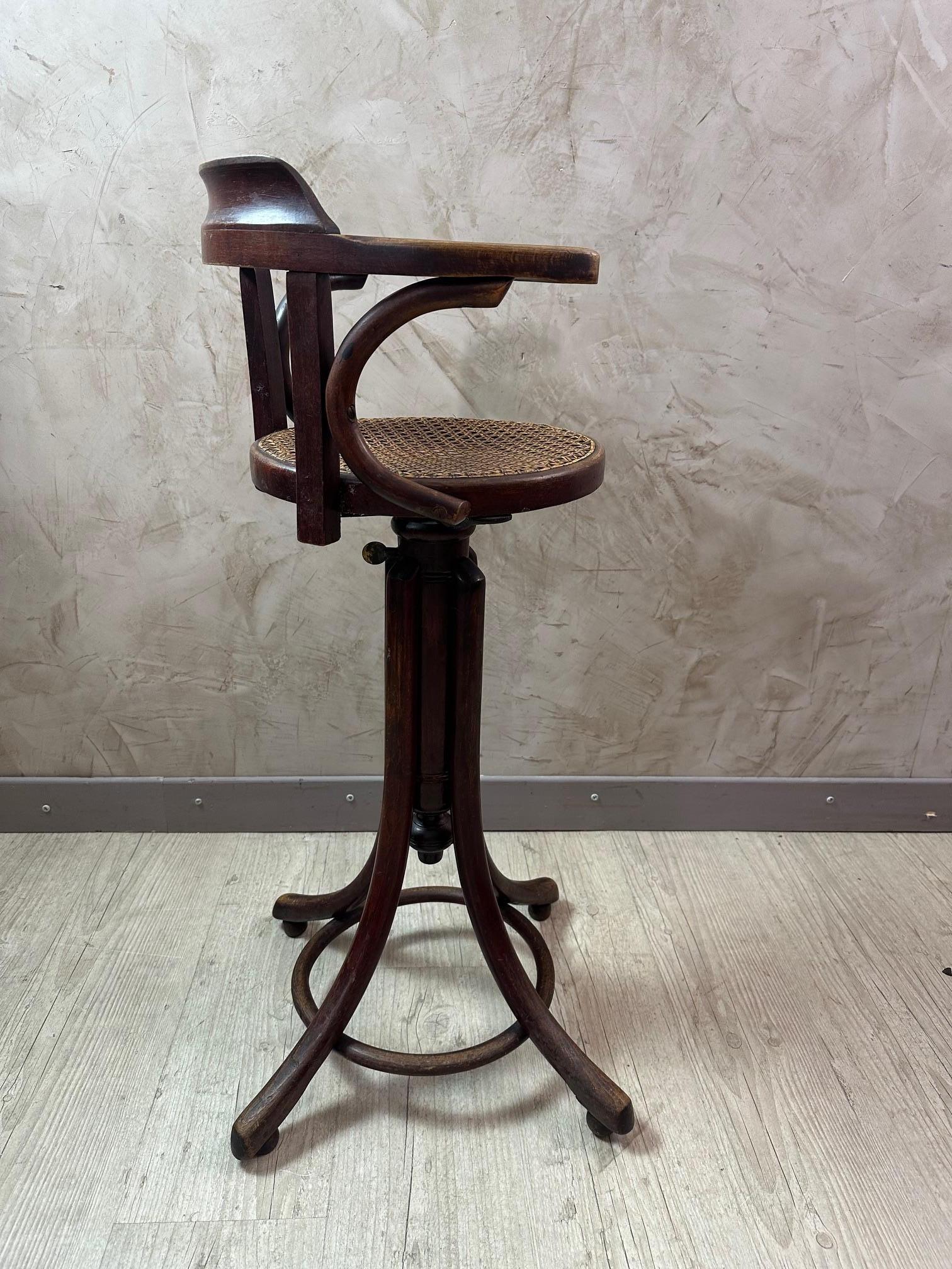 Fauteuil pivotant de Child & Child, début du 20e siècle, Thonet, années 1900 en vente 1