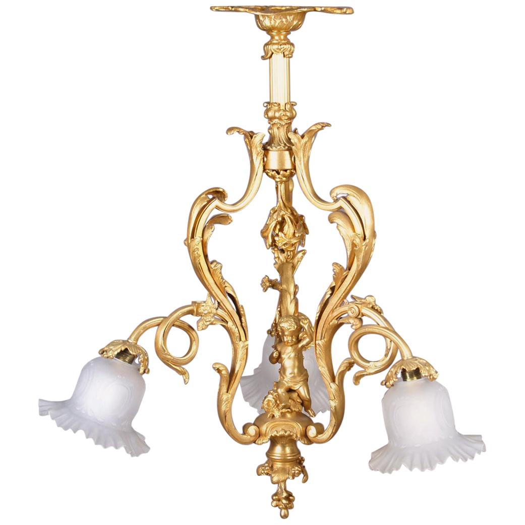 Early 20th Century Three-Arm Gilded Bronze Chandelier with Cupid For Sale