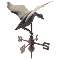 Veleta tridimensional de cobre con forma de pato, de principios del siglo XX