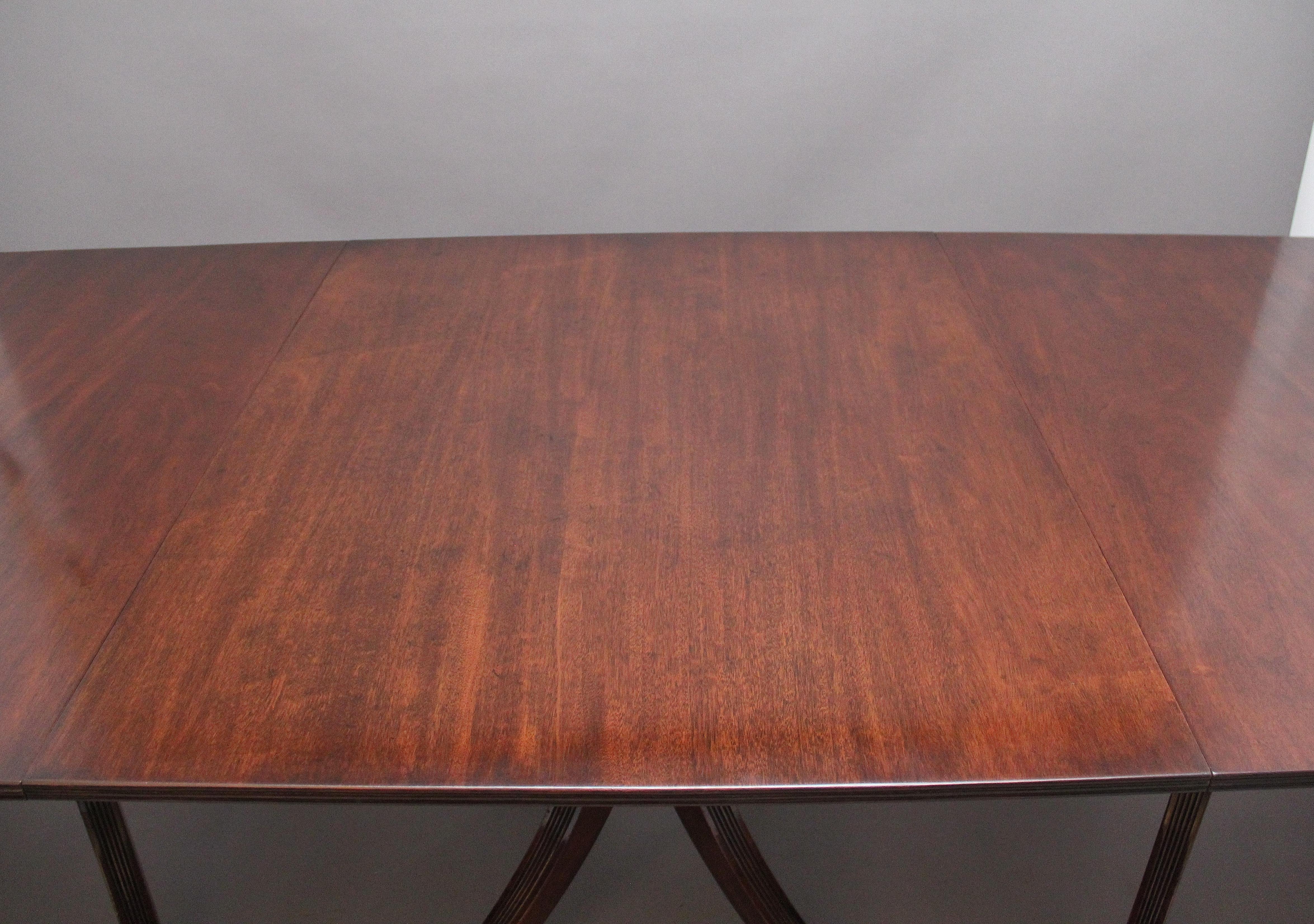Mid-20th Century Early 20th Century three pedestal dining table For Sale