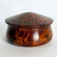 Early 20th Century Thuya Burl Wooden Lidded Box