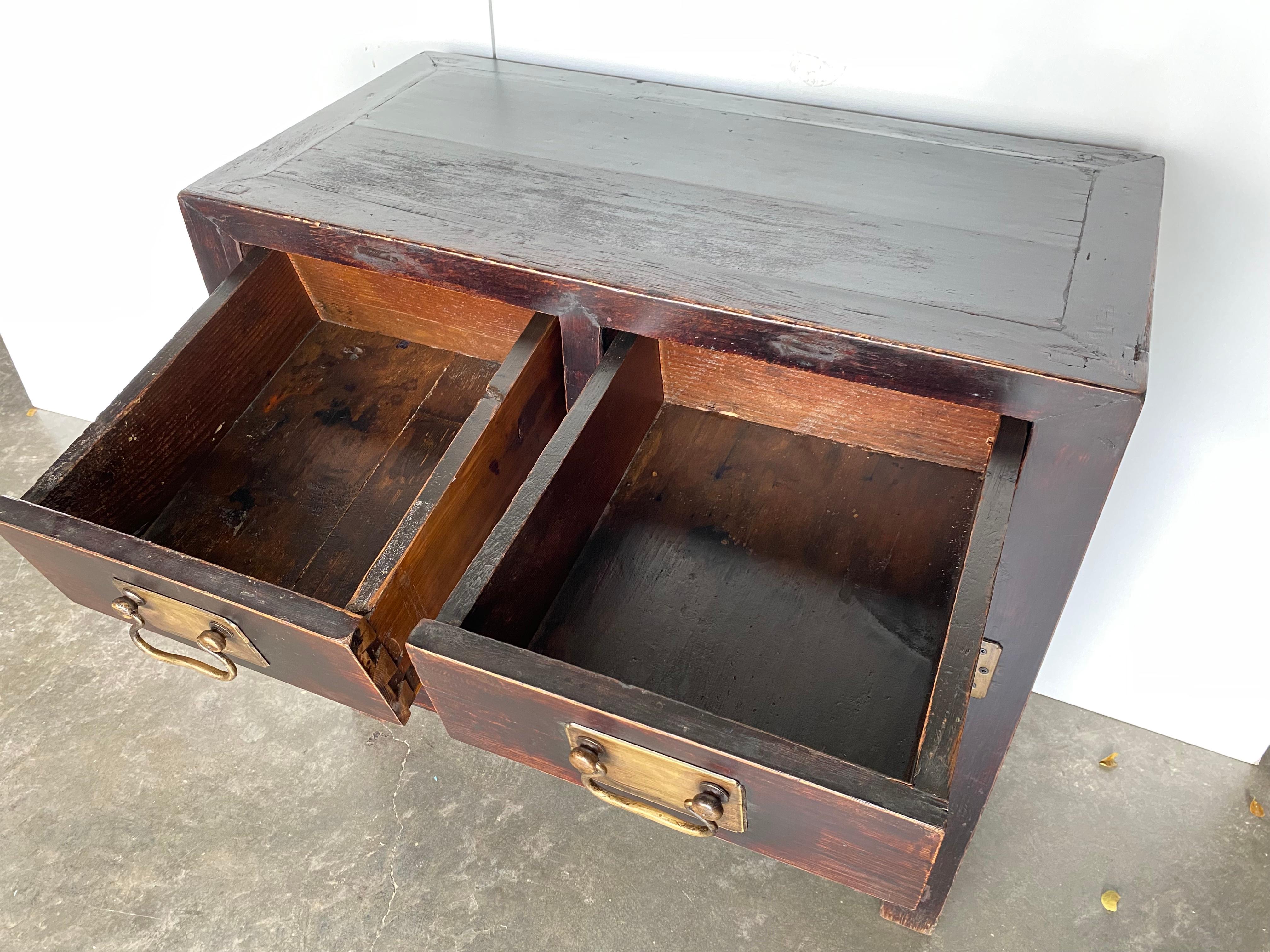 Early 20th Century Tianjin Cabinet In Good Condition For Sale In Singapore, SG