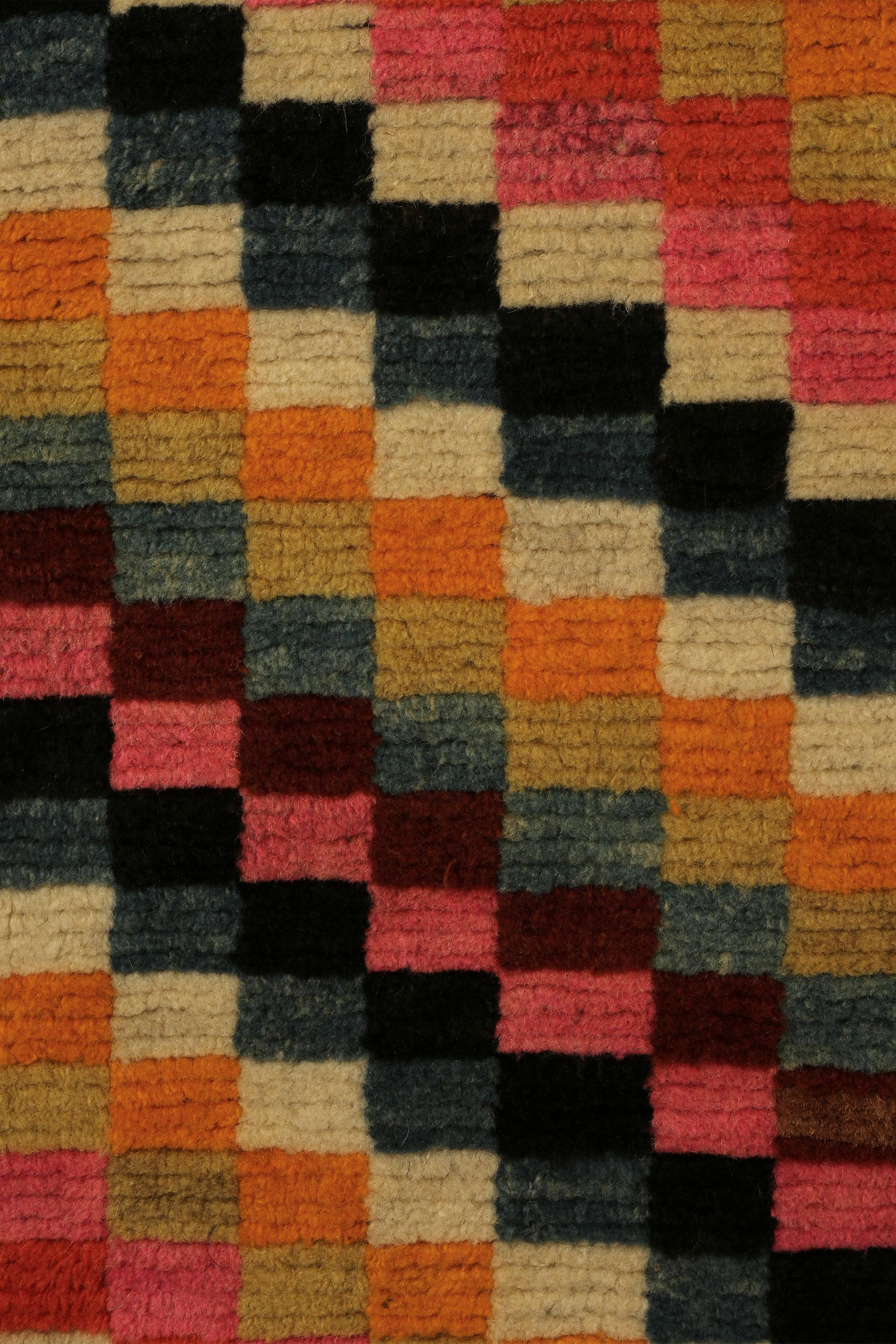 Early 20th Century Tibetan Geometric Sleeping Carpet 'Khaden' In Good Condition In Point Richmond, CA