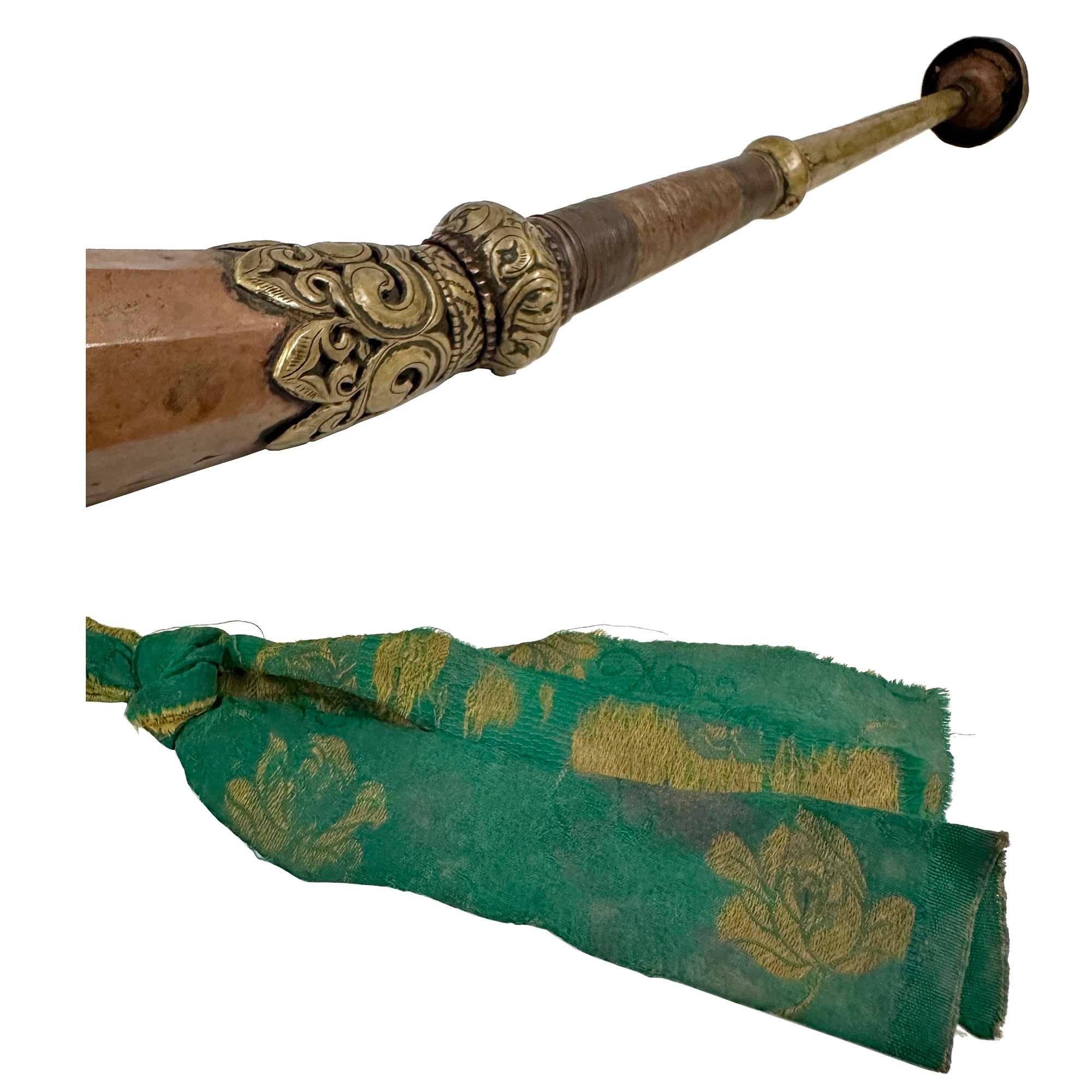 Copper Early 20th Century Tibetan Handcrafted Buddhist Festival Trumpet For Sale