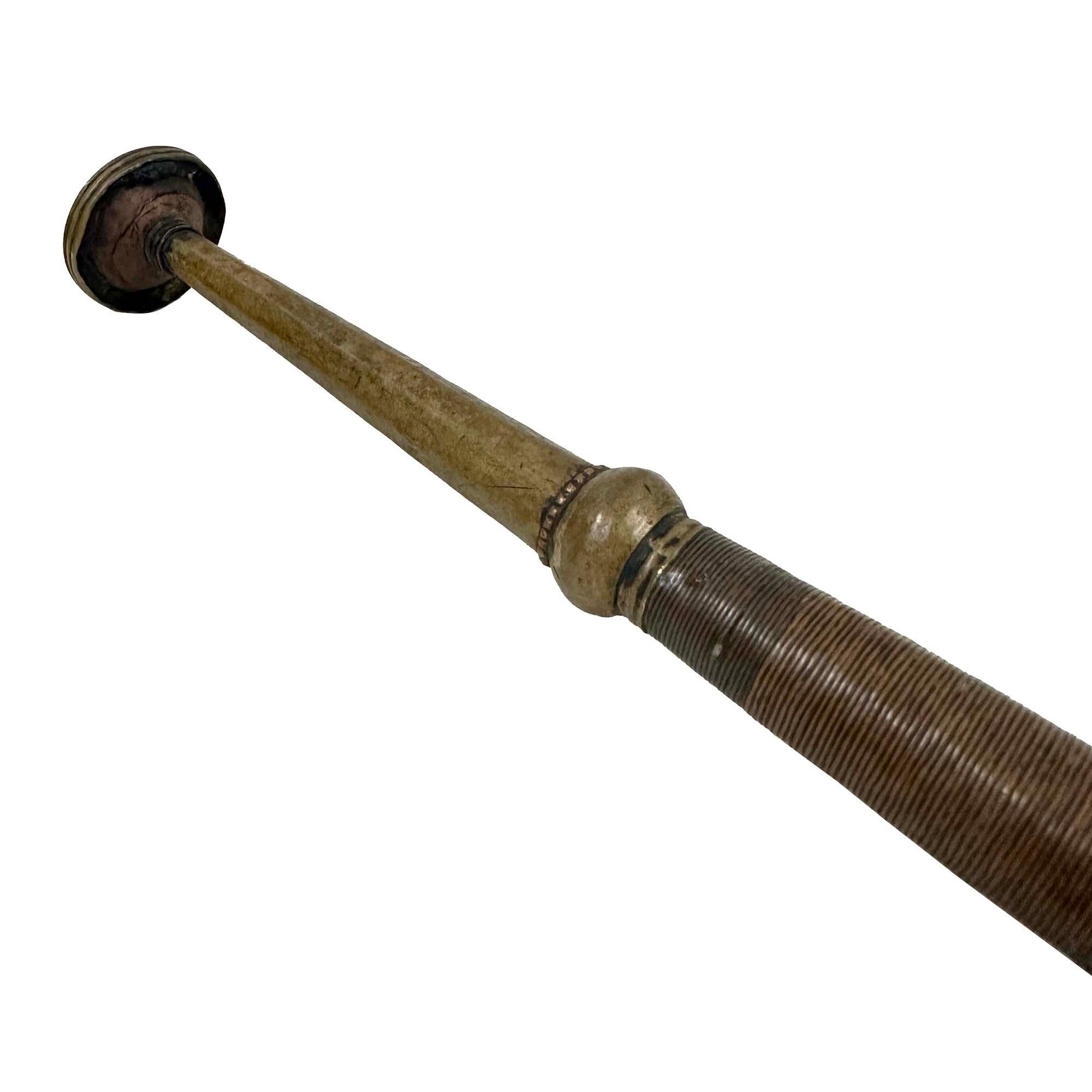 Early 20th Century Tibetan Handcrafted Buddhist Festival Trumpet For Sale 3